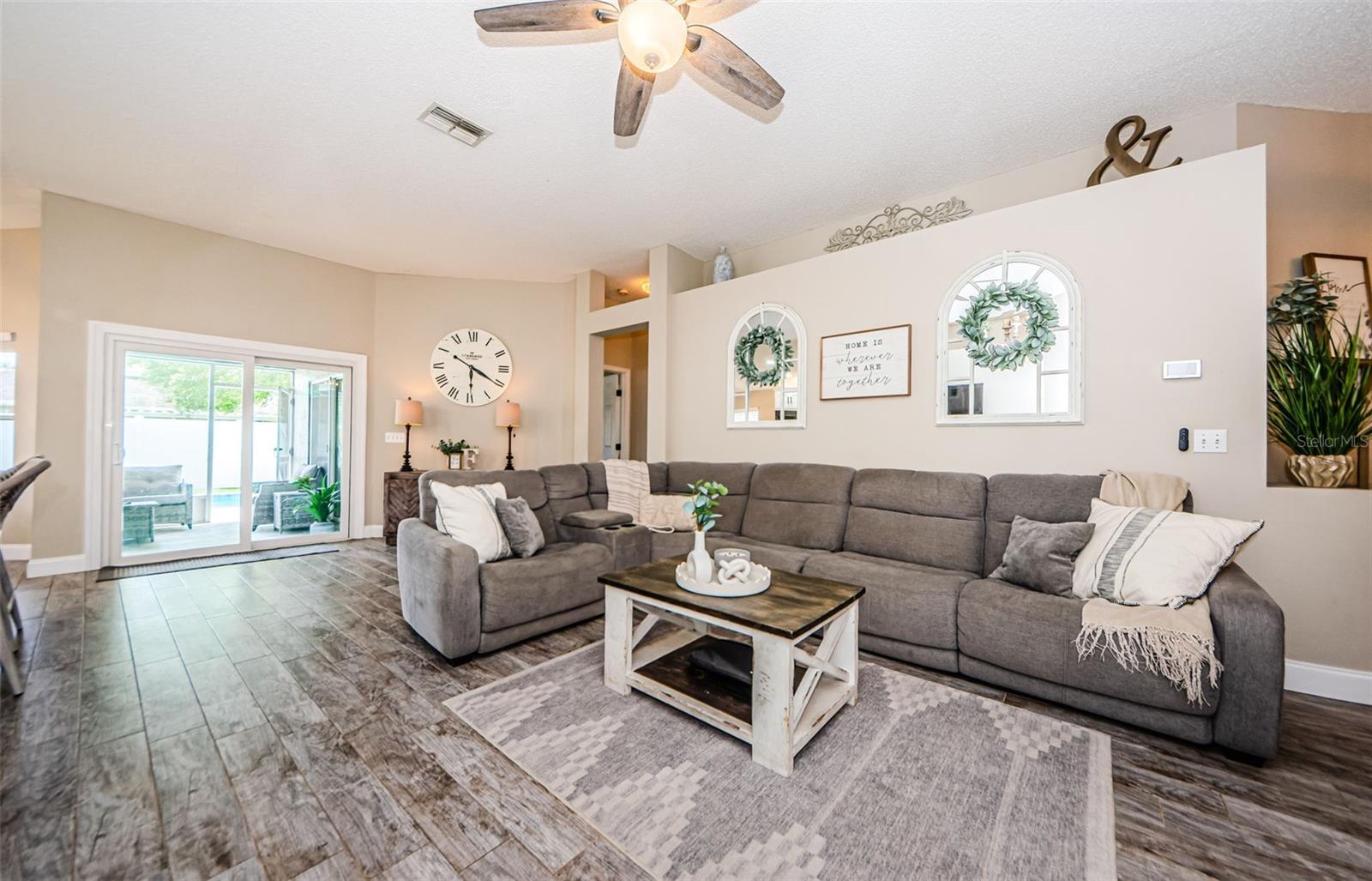 Image 6 of 53 For 382 Tavernier Circle