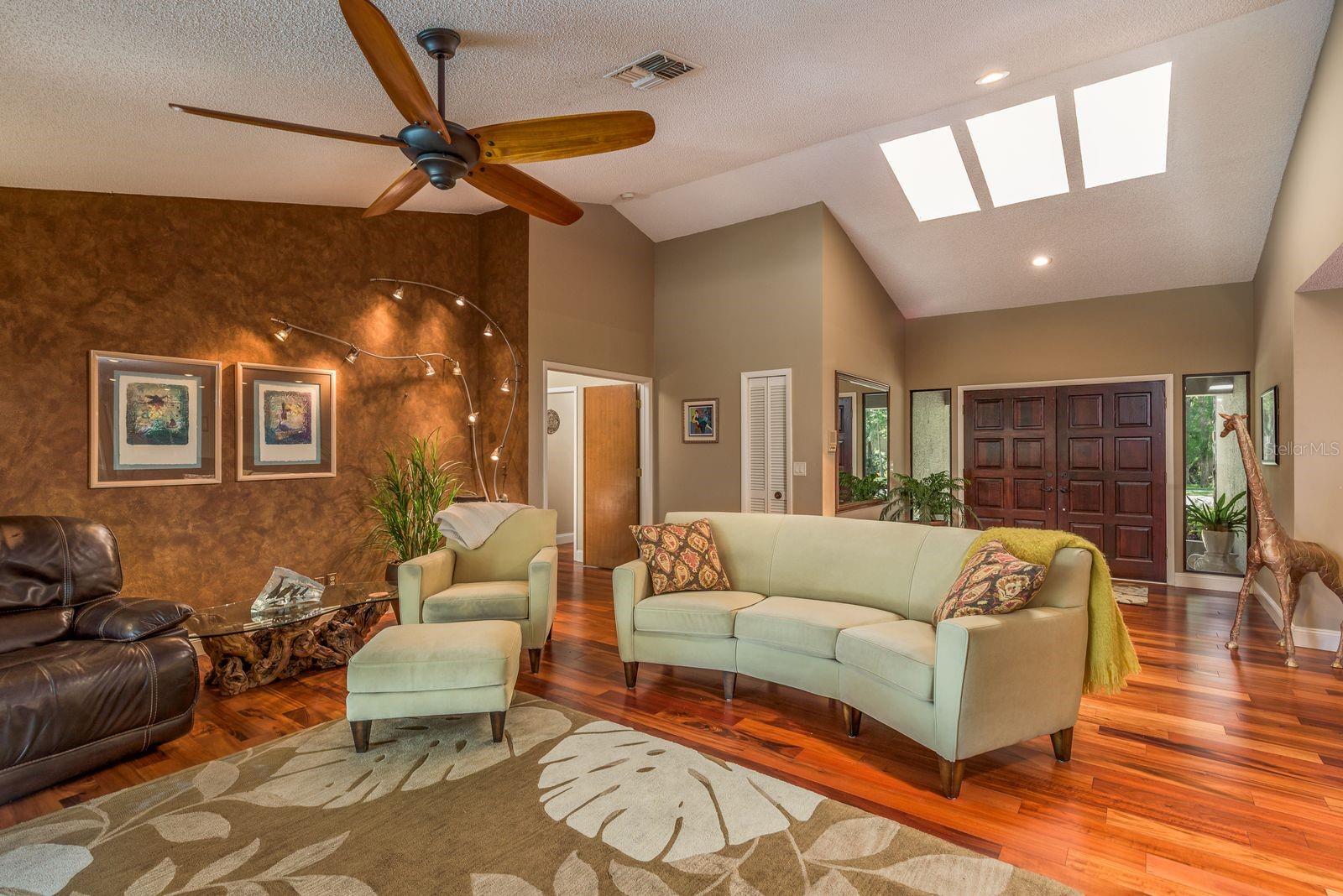 Image 10 of 52 For 3138 Edgemoor Drive