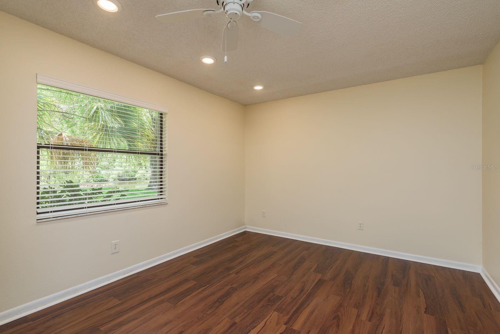 Image 33 of 52 For 3138 Edgemoor Drive