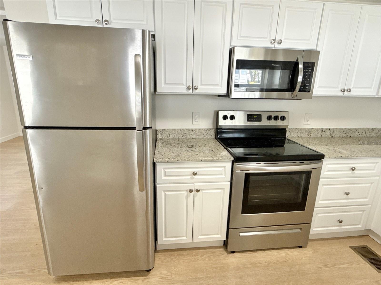 Image 6 of 21 For 615 Mount Key Avenue Ne 618