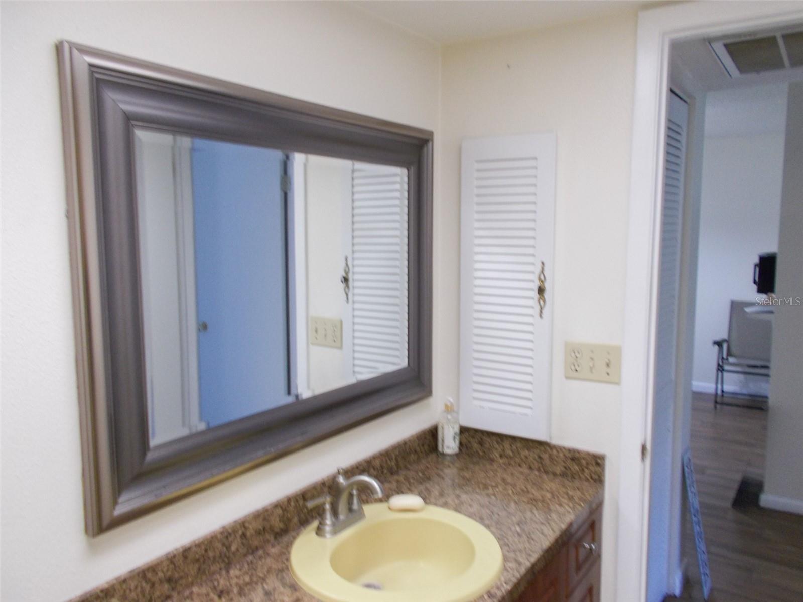 Listing photo id 11 for 3311 Teeside Drive