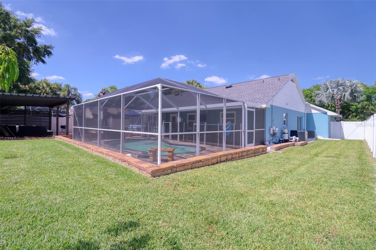Image 49 of 59 For 16605 Round Oak Drive