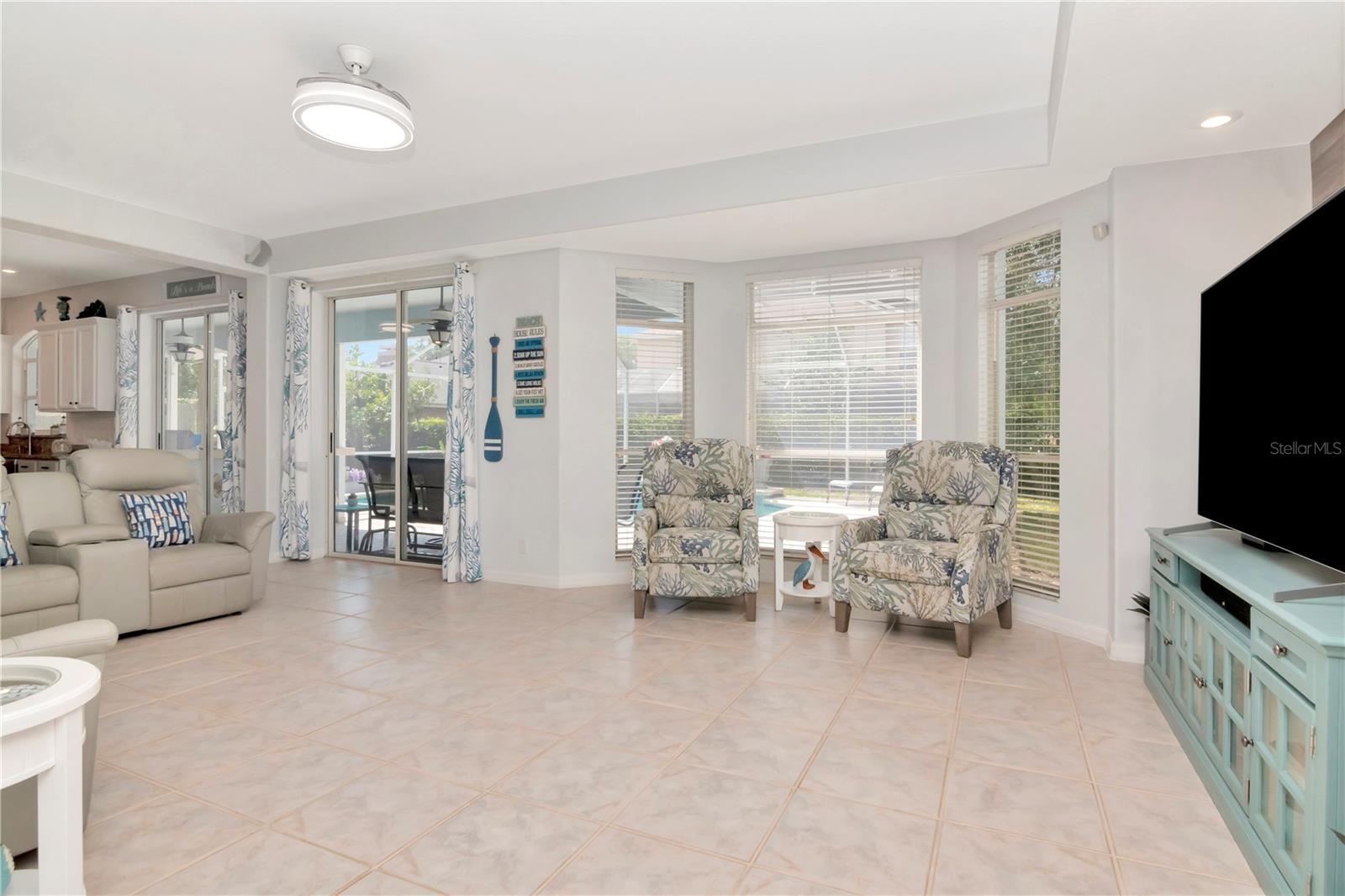 Image 15 of 65 For 4063 Ligustrum Drive
