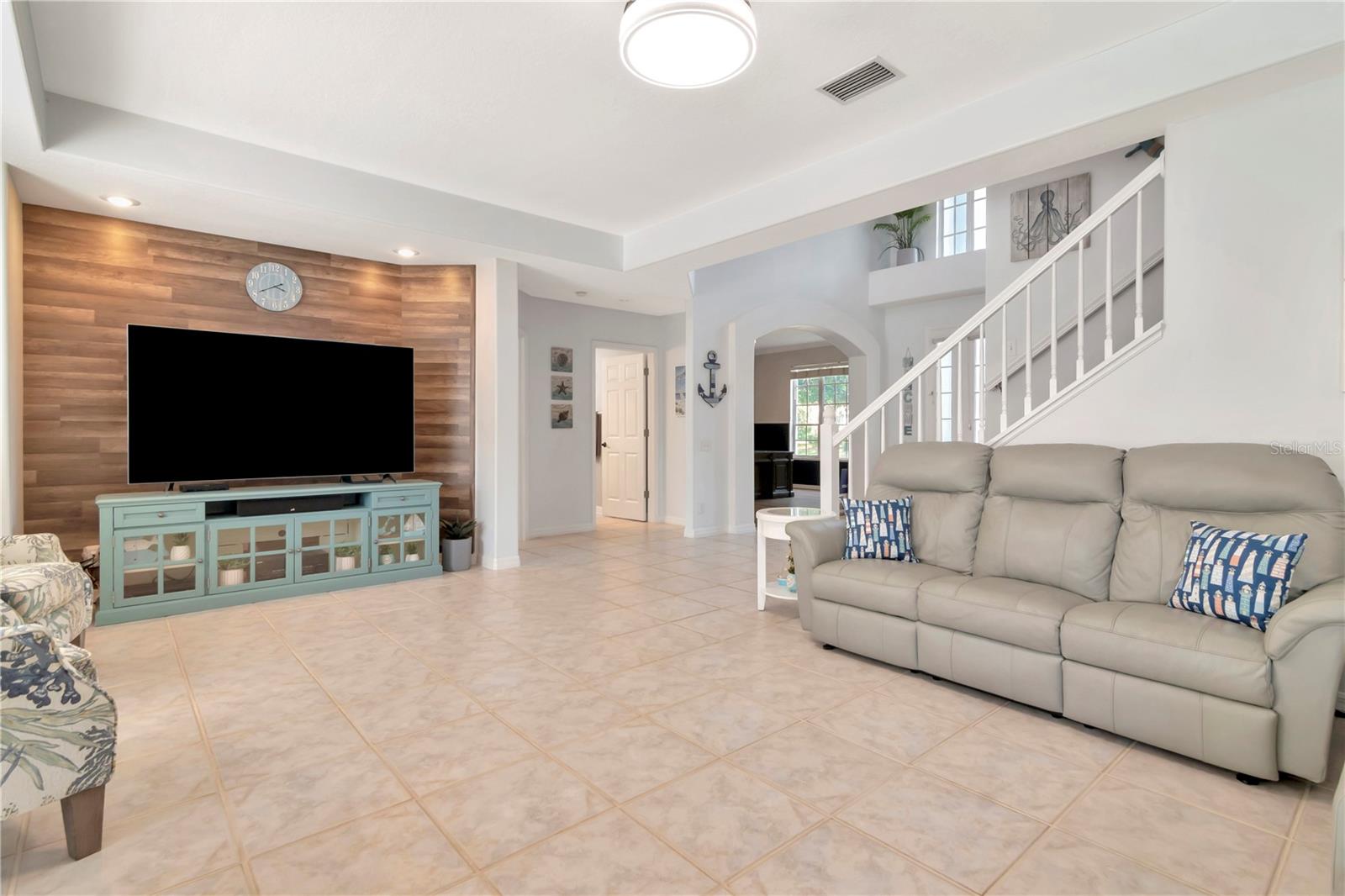 Image 17 of 65 For 4063 Ligustrum Drive