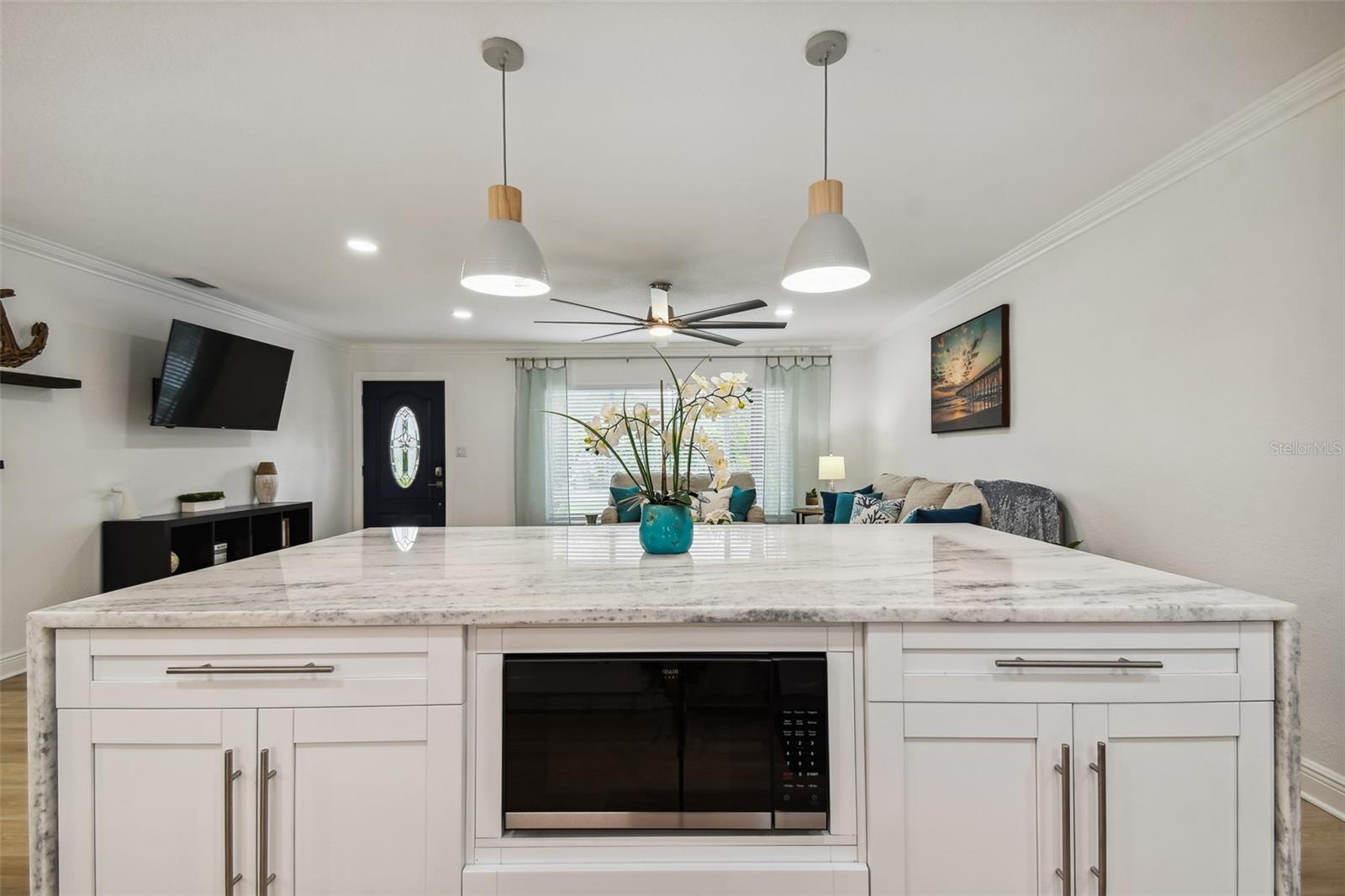 Image 20 of 67 For 3922 Fontainebleau Drive