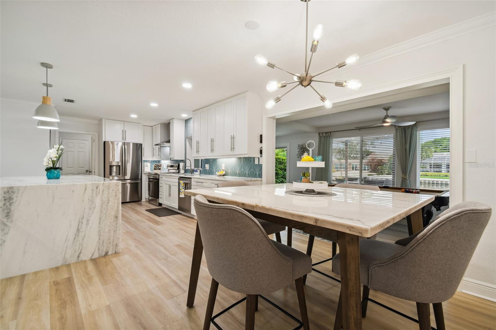 Image 24 of 67 For 3922 Fontainebleau Drive