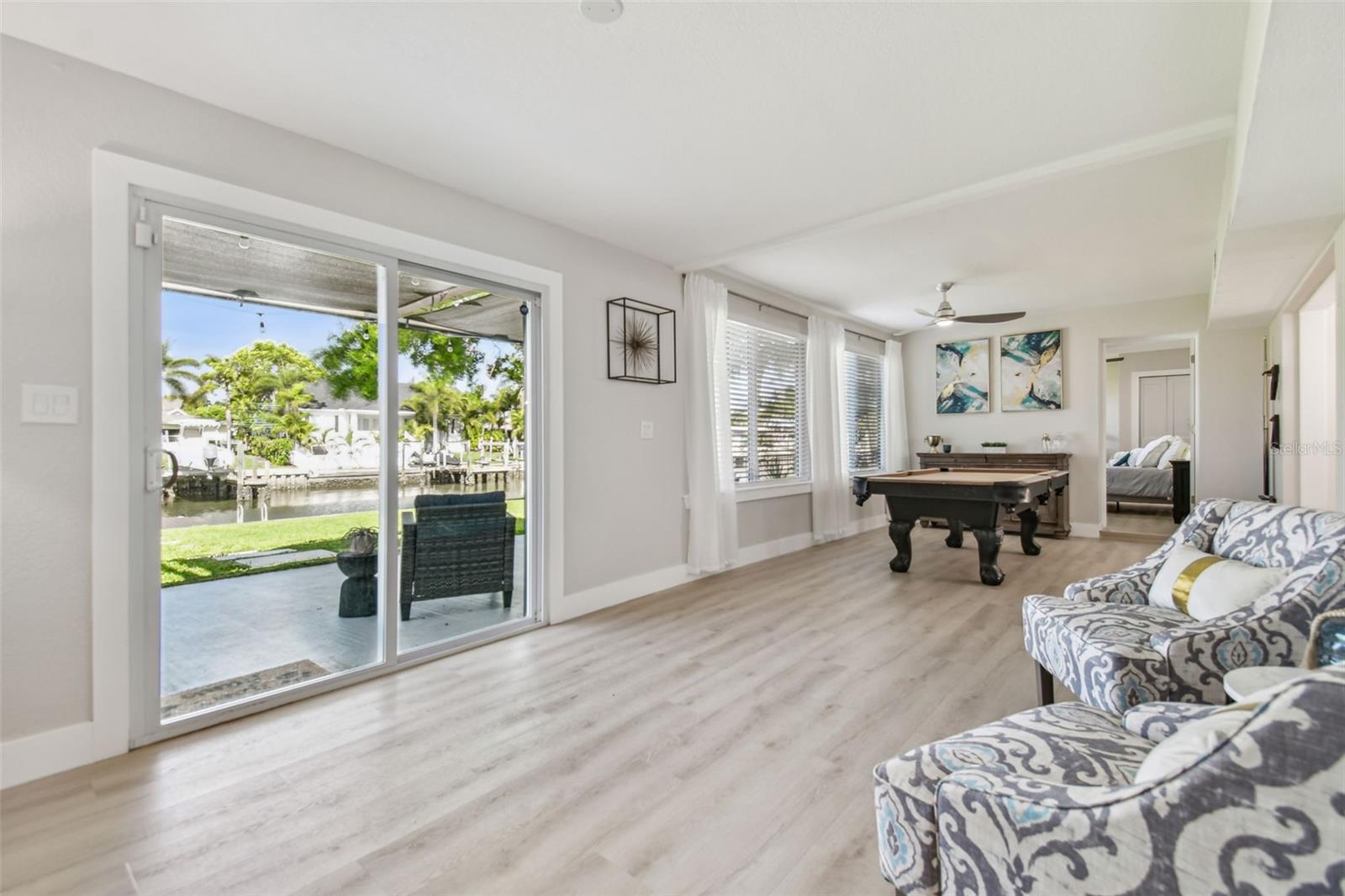 Image 37 of 67 For 3922 Fontainebleau Drive