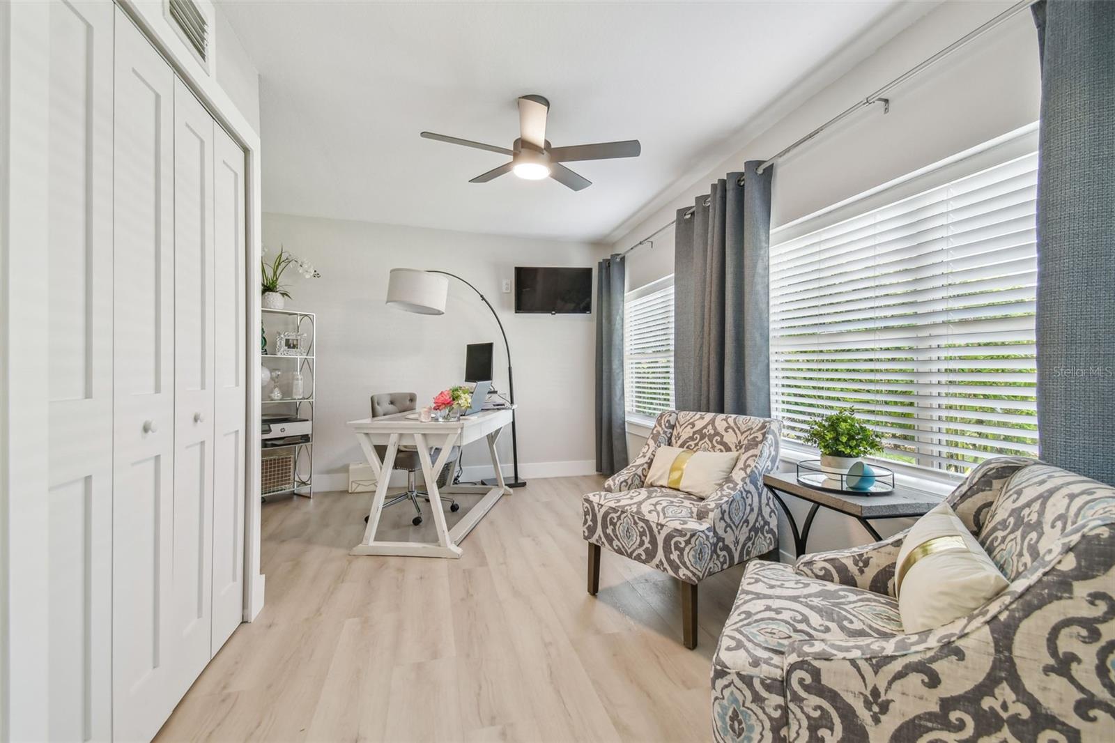 Image 41 of 67 For 3922 Fontainebleau Drive