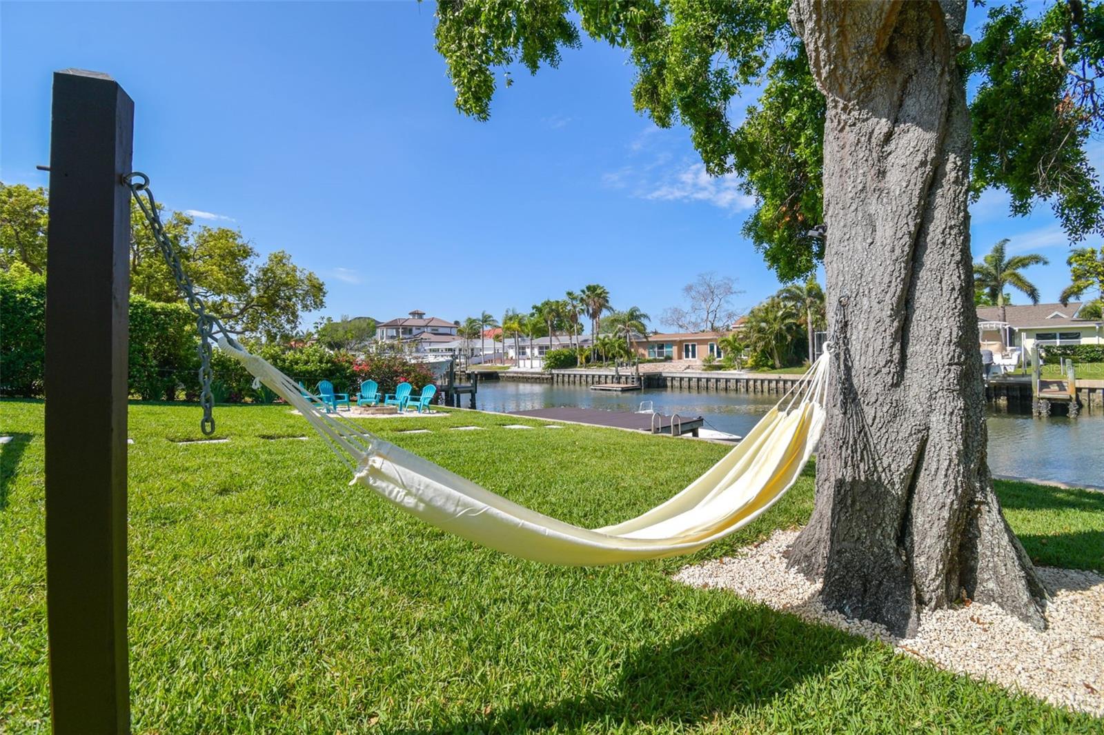 Image 49 of 67 For 3922 Fontainebleau Drive