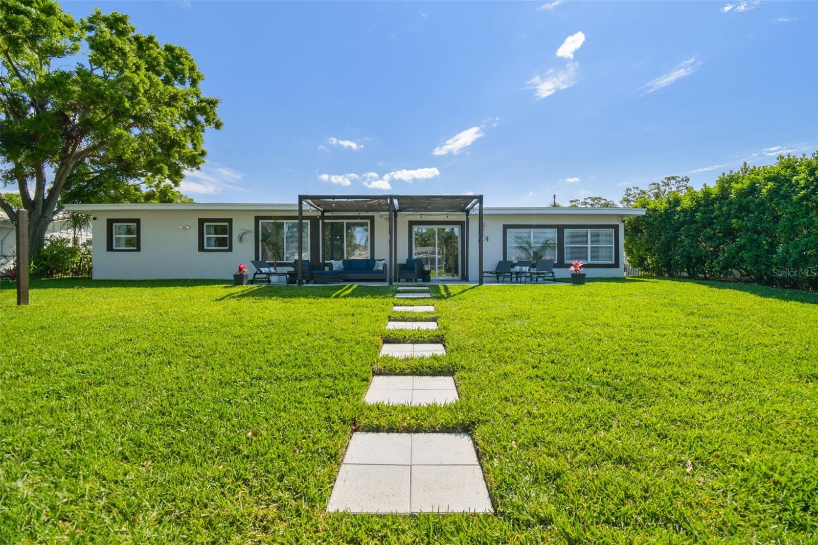 Image 57 of 67 For 3922 Fontainebleau Drive