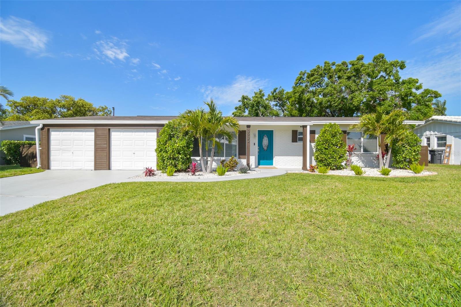 Image 6 of 67 For 3922 Fontainebleau Drive