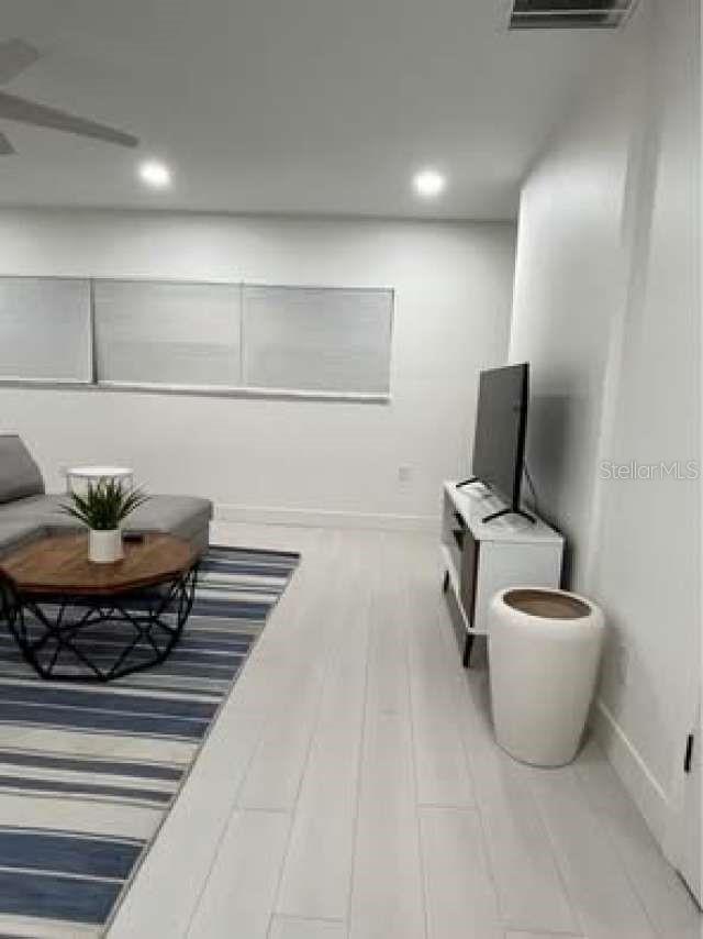 Image 17 of 21 For 1601 Shade Avenue