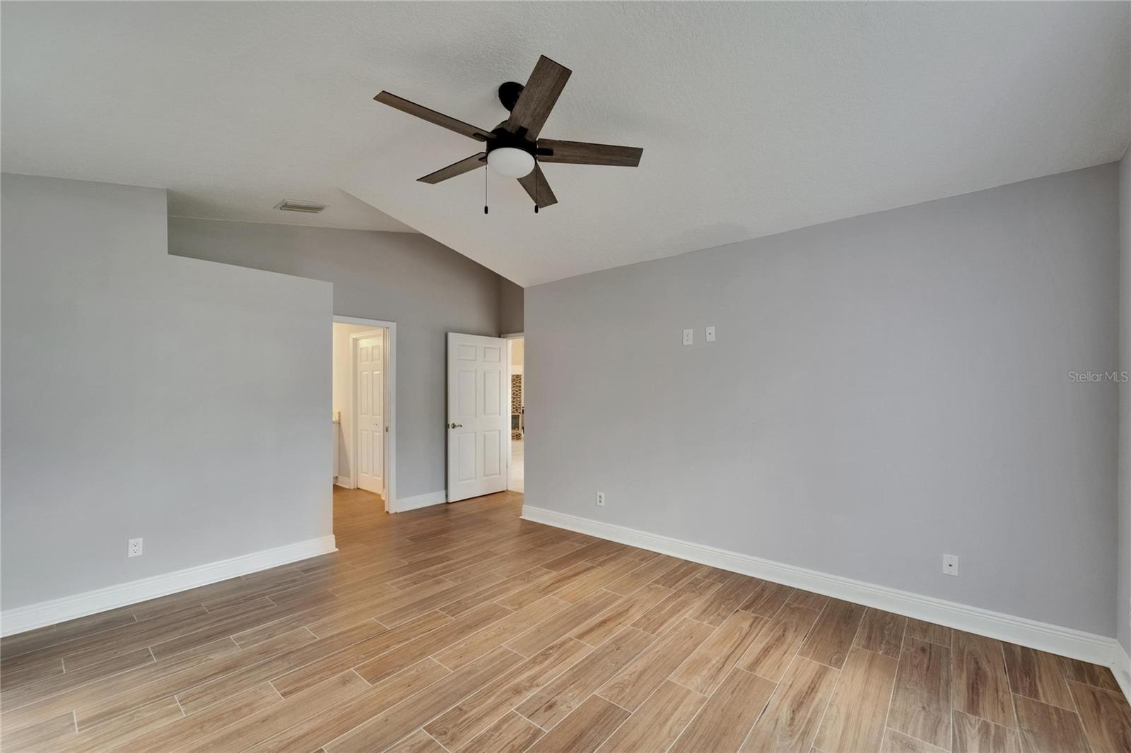 Image 31 of 100 For 1601 Westerly Drive