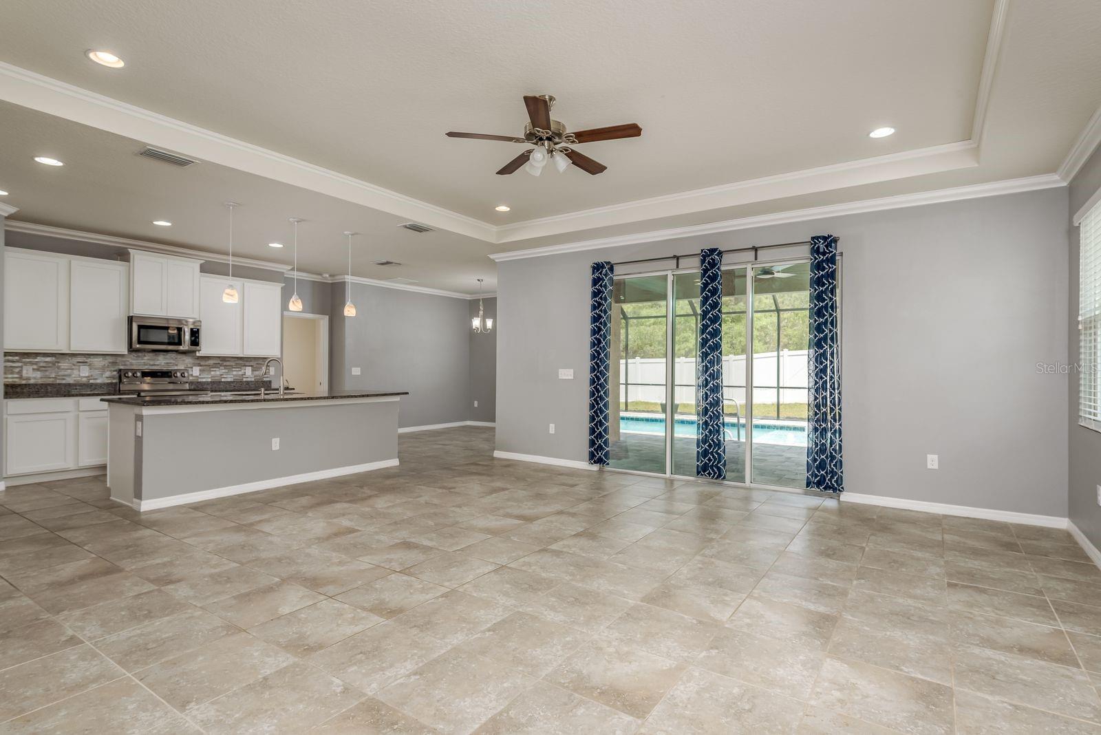 Image 7 of 44 For 13637 Blythewood Drive