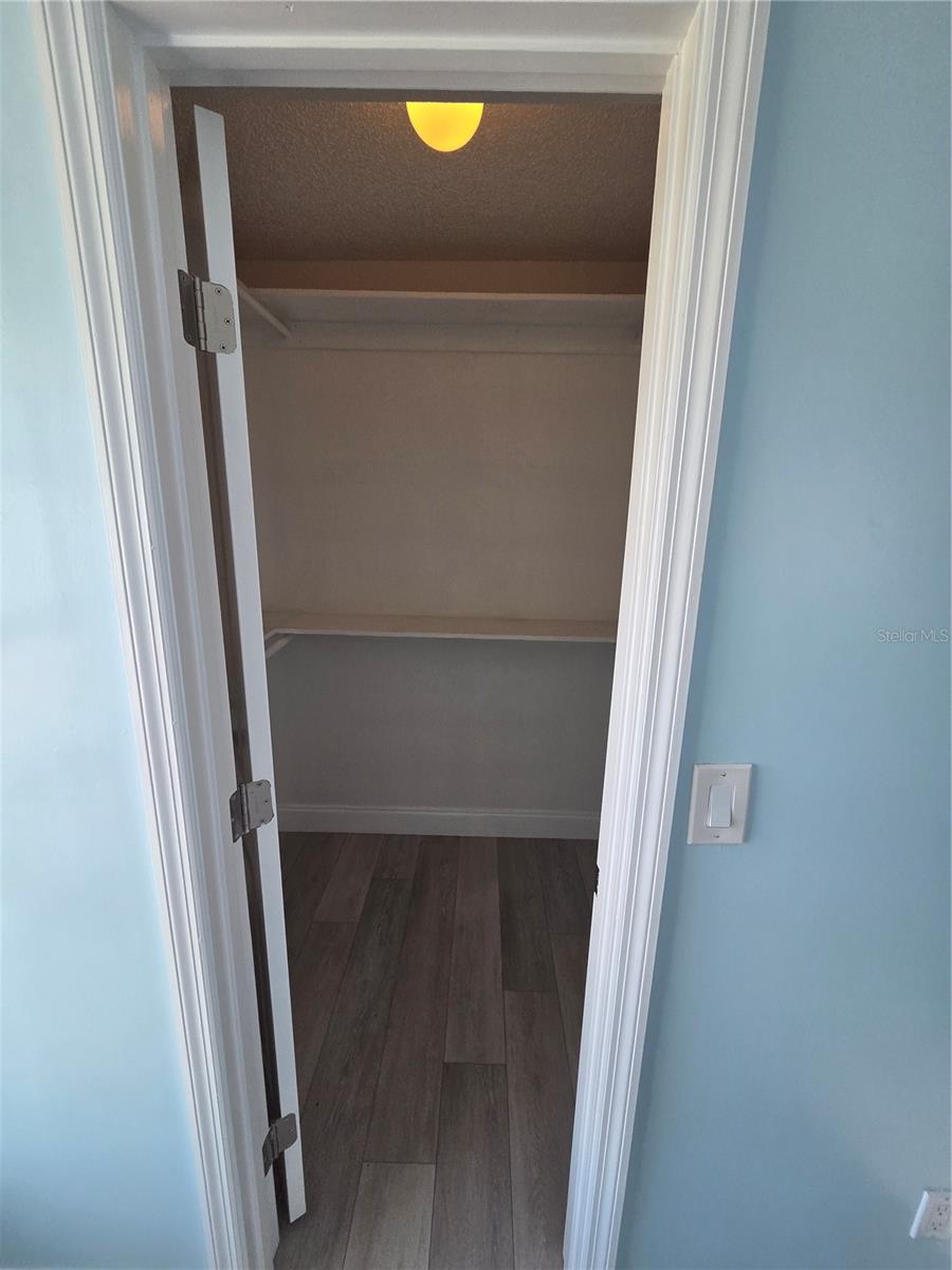 Image 11 of 21 For 9001 Spring Hill Drive