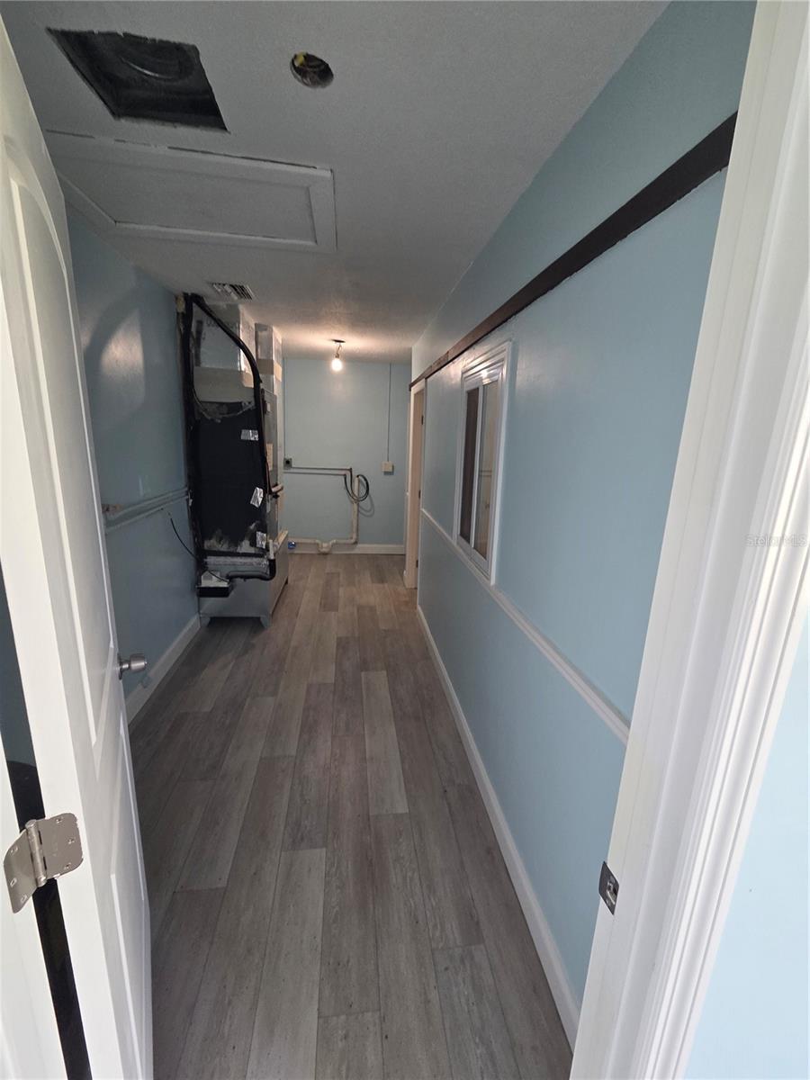 Image 6 of 21 For 9001 Spring Hill Drive