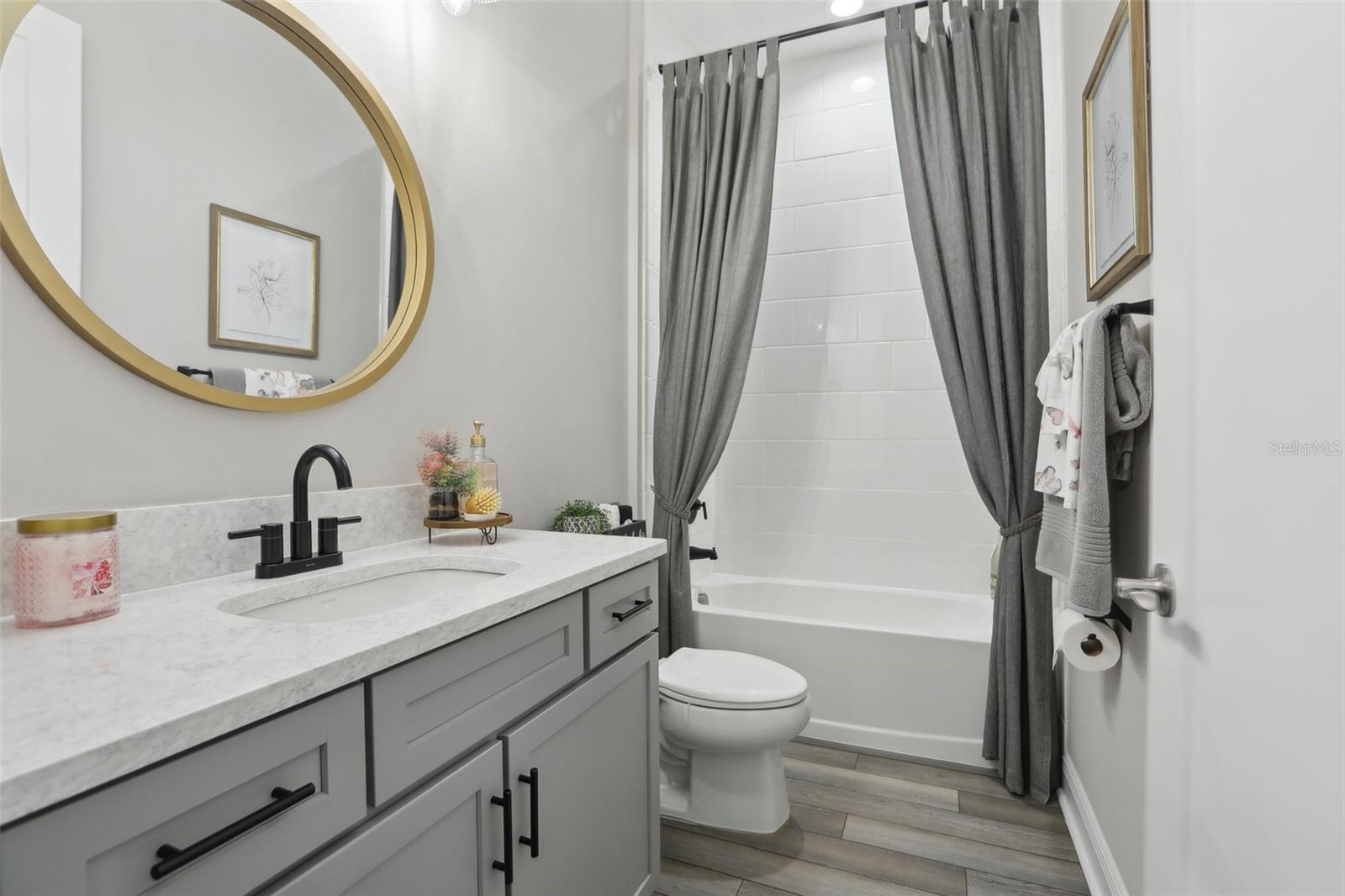 Image 19 of 43 For 21746 Amelia Rose Way