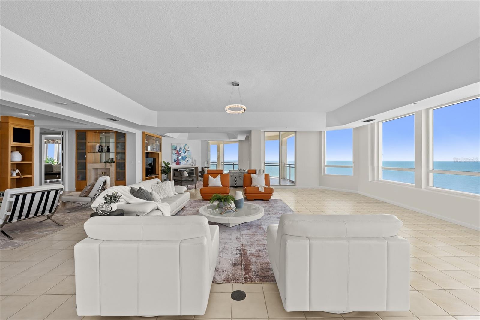 Listing photo id 8 for 1170 Gulf Boulevard 2101