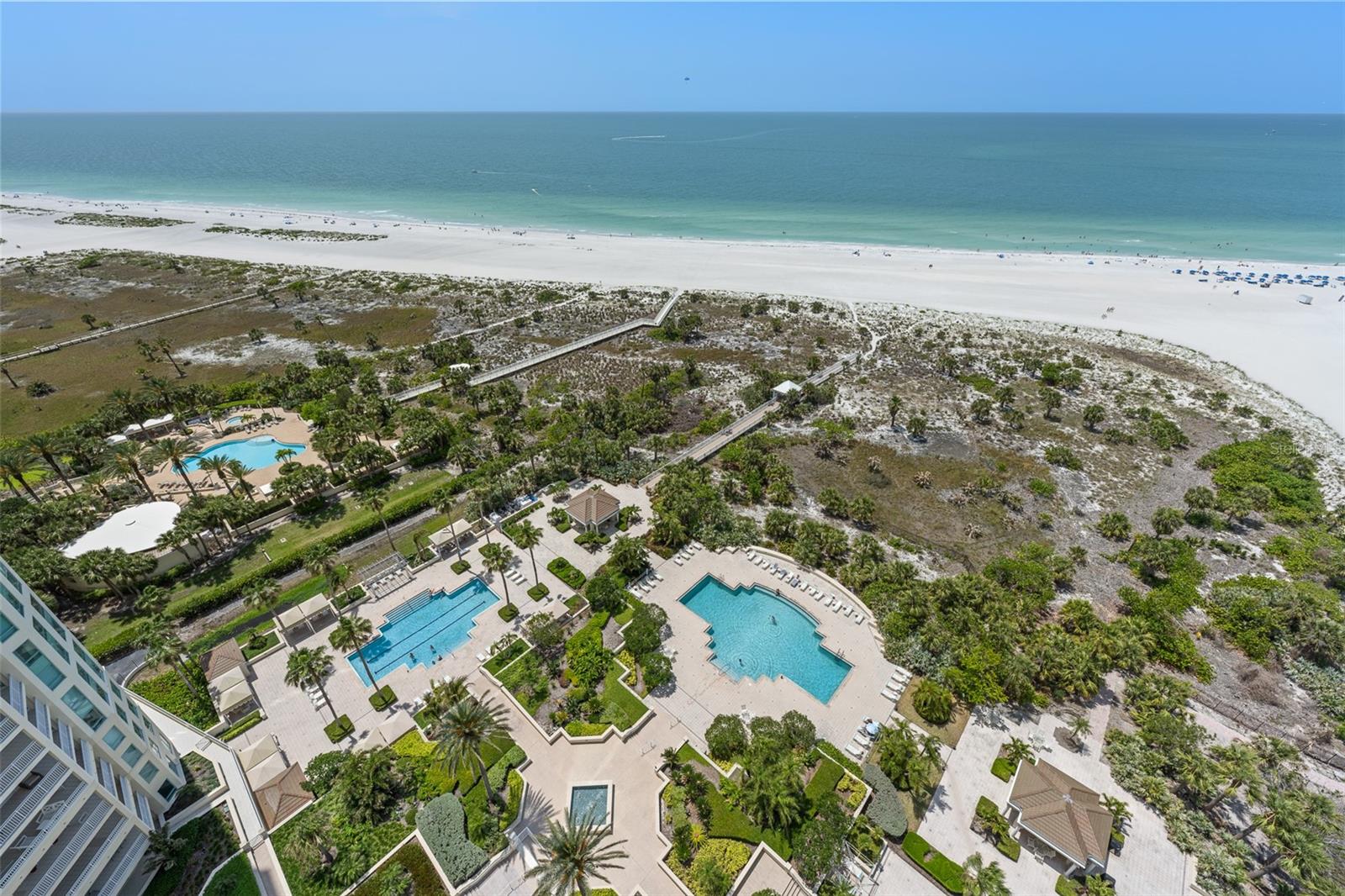 Listing photo id 38 for 1170 Gulf Boulevard 2101