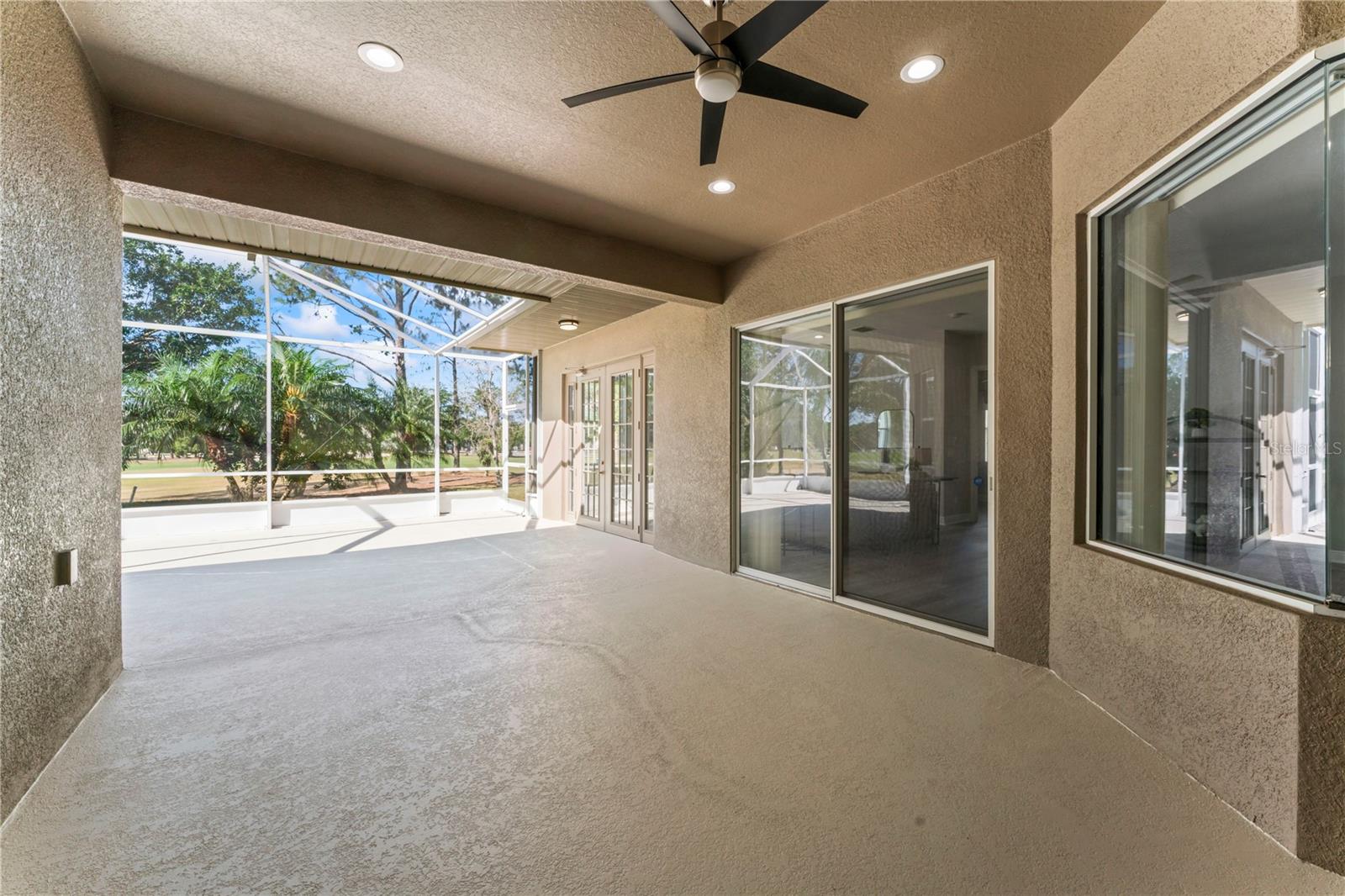 Image 48 of 100 For 10517 Palm Cove Avenue