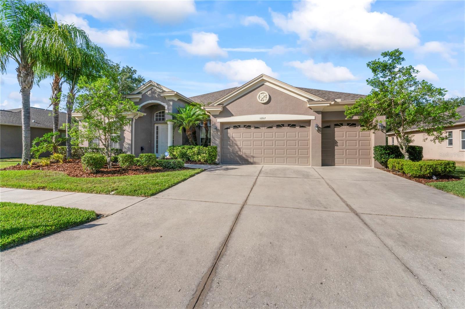 Image 56 of 100 For 10517 Palm Cove Avenue