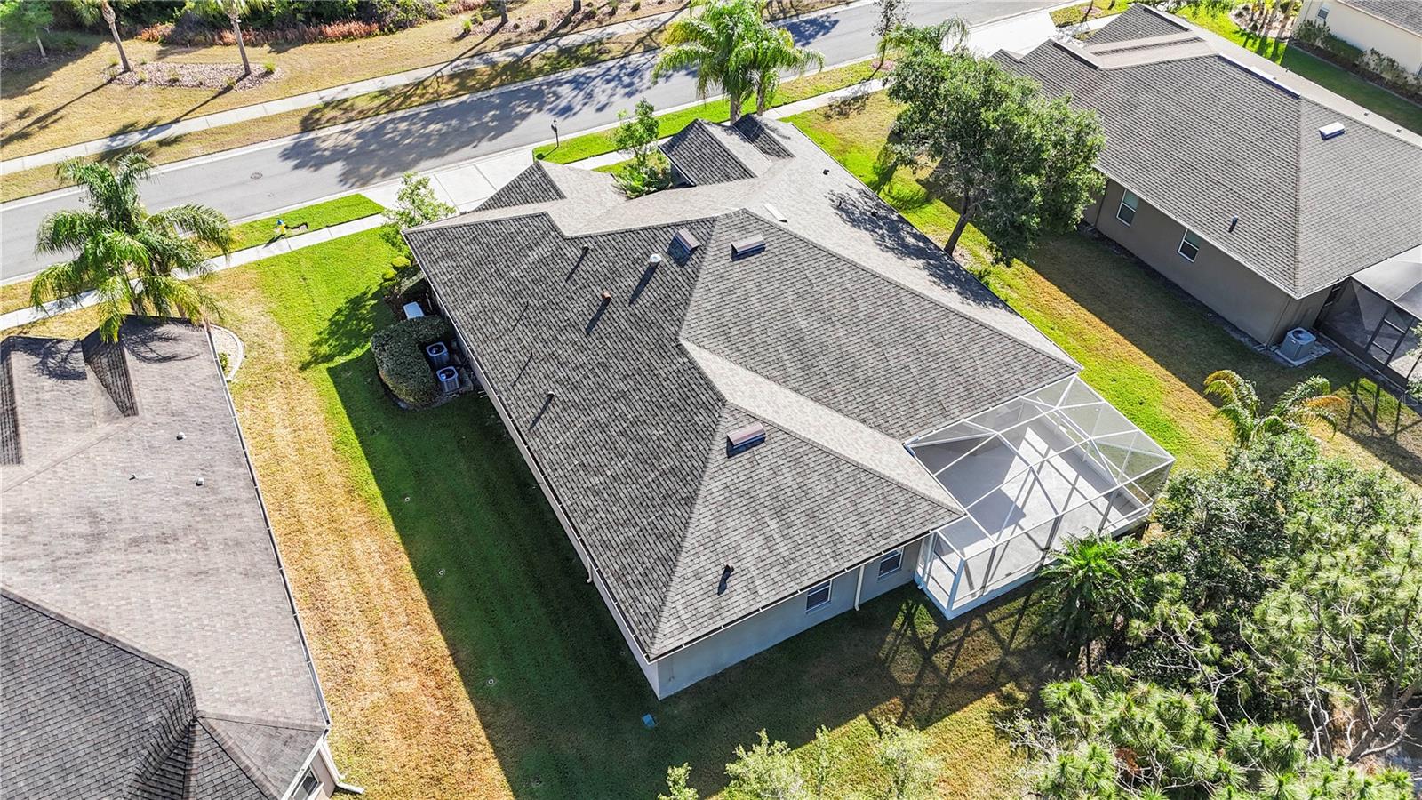 Image 61 of 100 For 10517 Palm Cove Avenue
