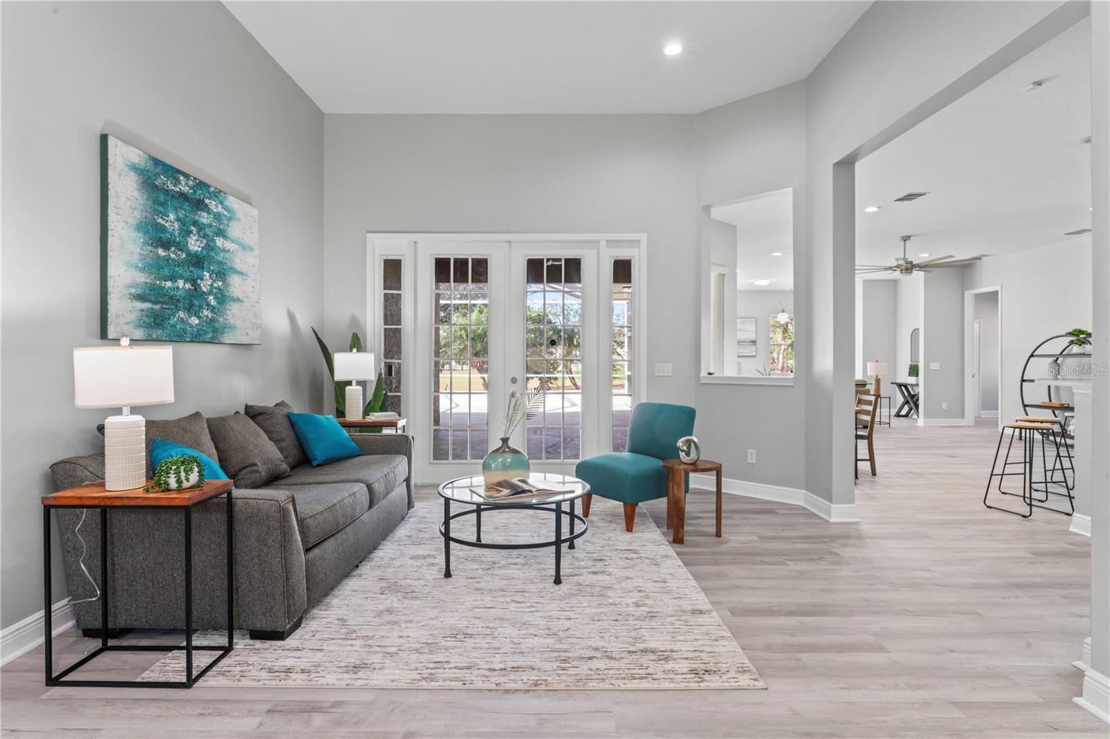 Image 9 of 100 For 10517 Palm Cove Avenue