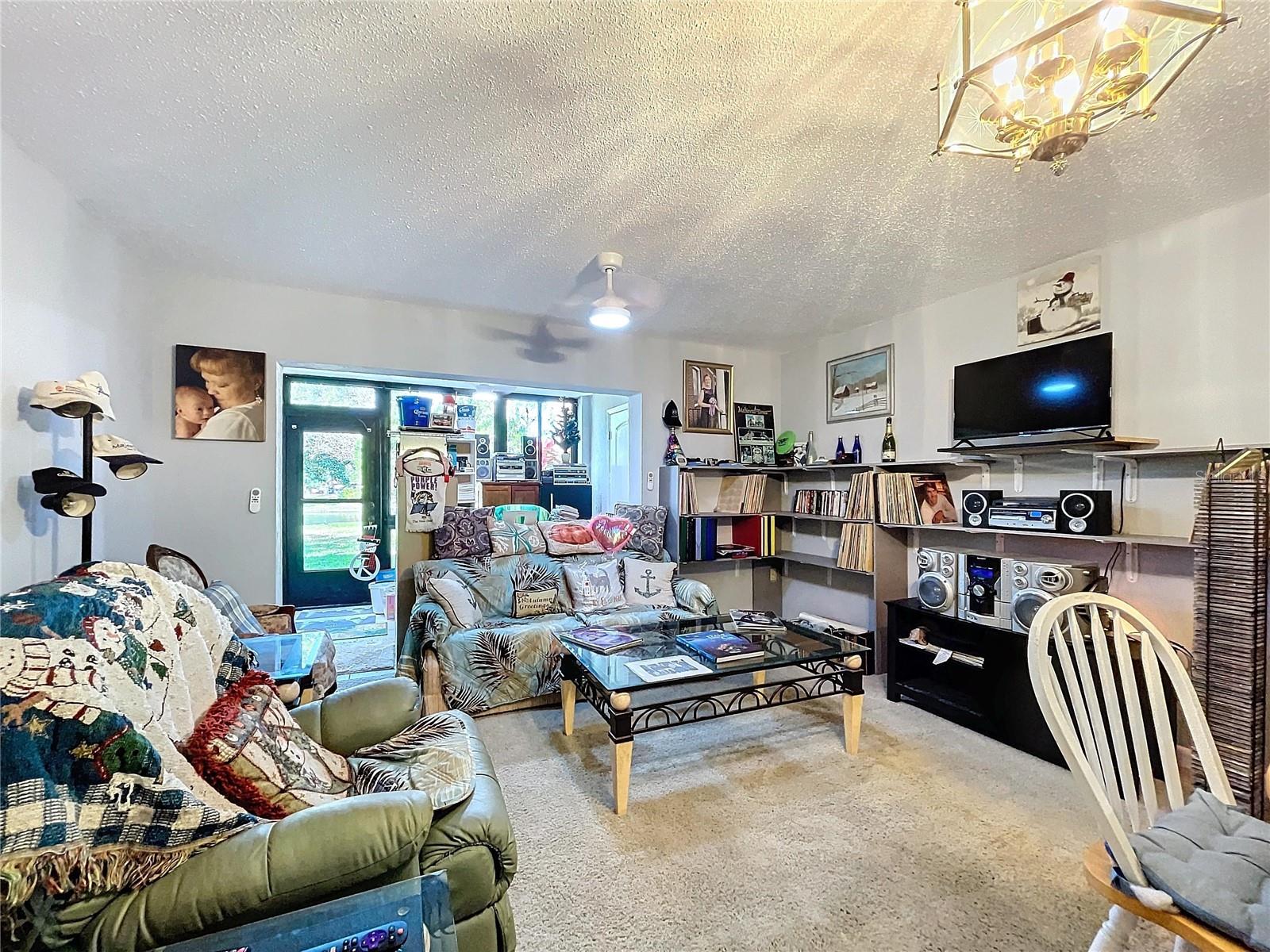 Image 25 of 56 For 2679 Sabal Springs Circle 102