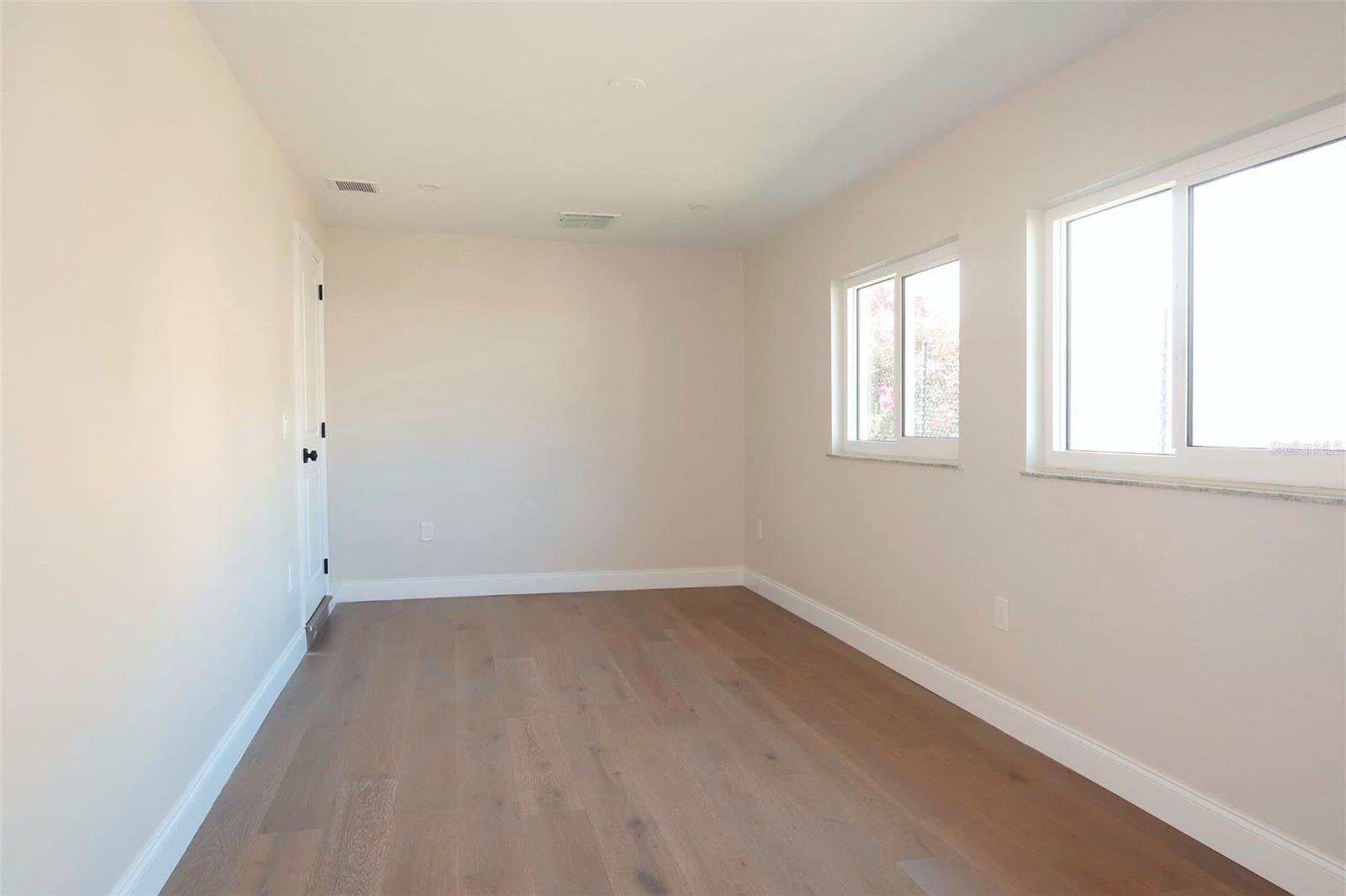 Image 18 of 21 For 4019 Lemon Street