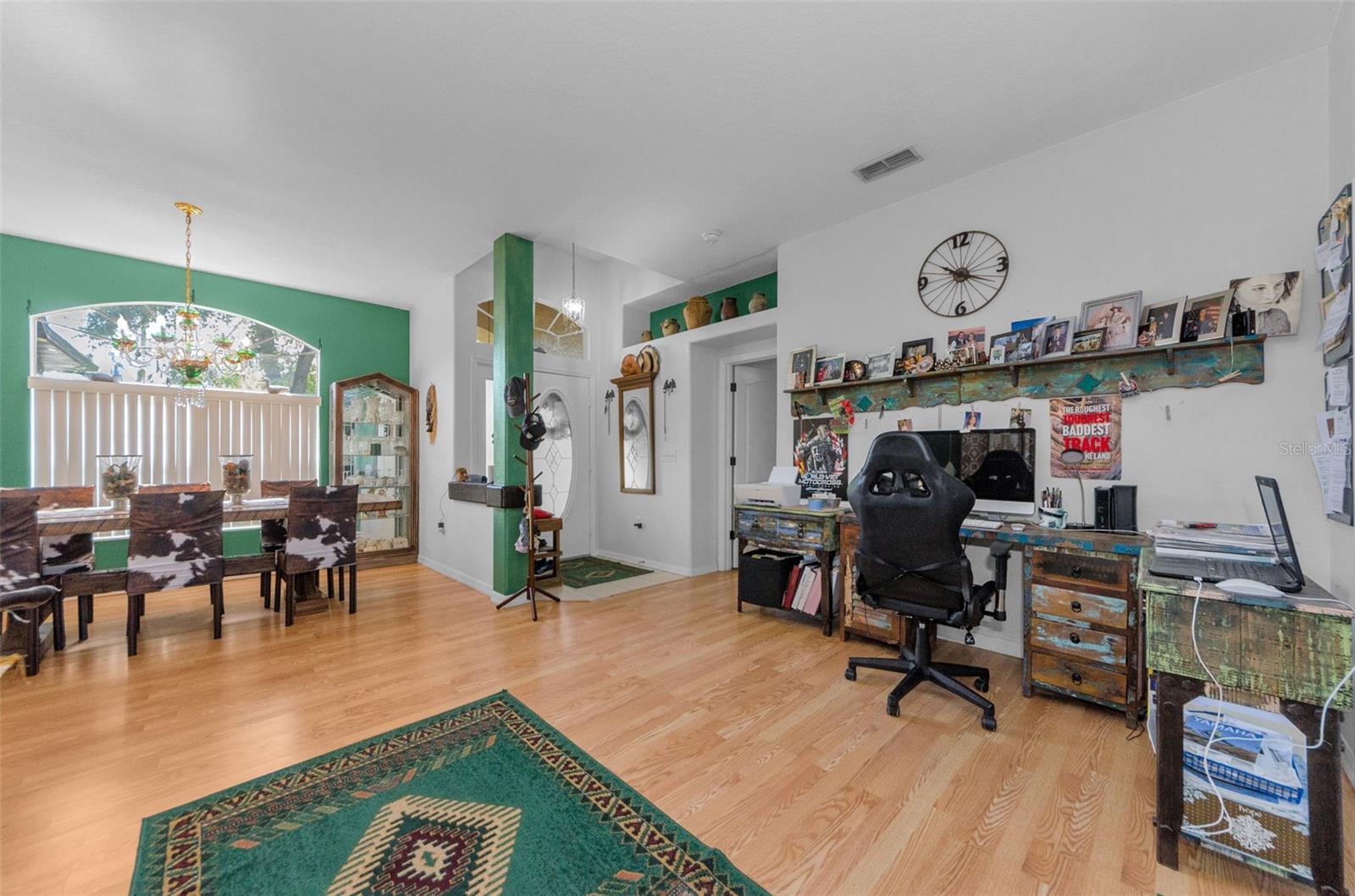 Image 10 of 67 For 12923 Colony Road