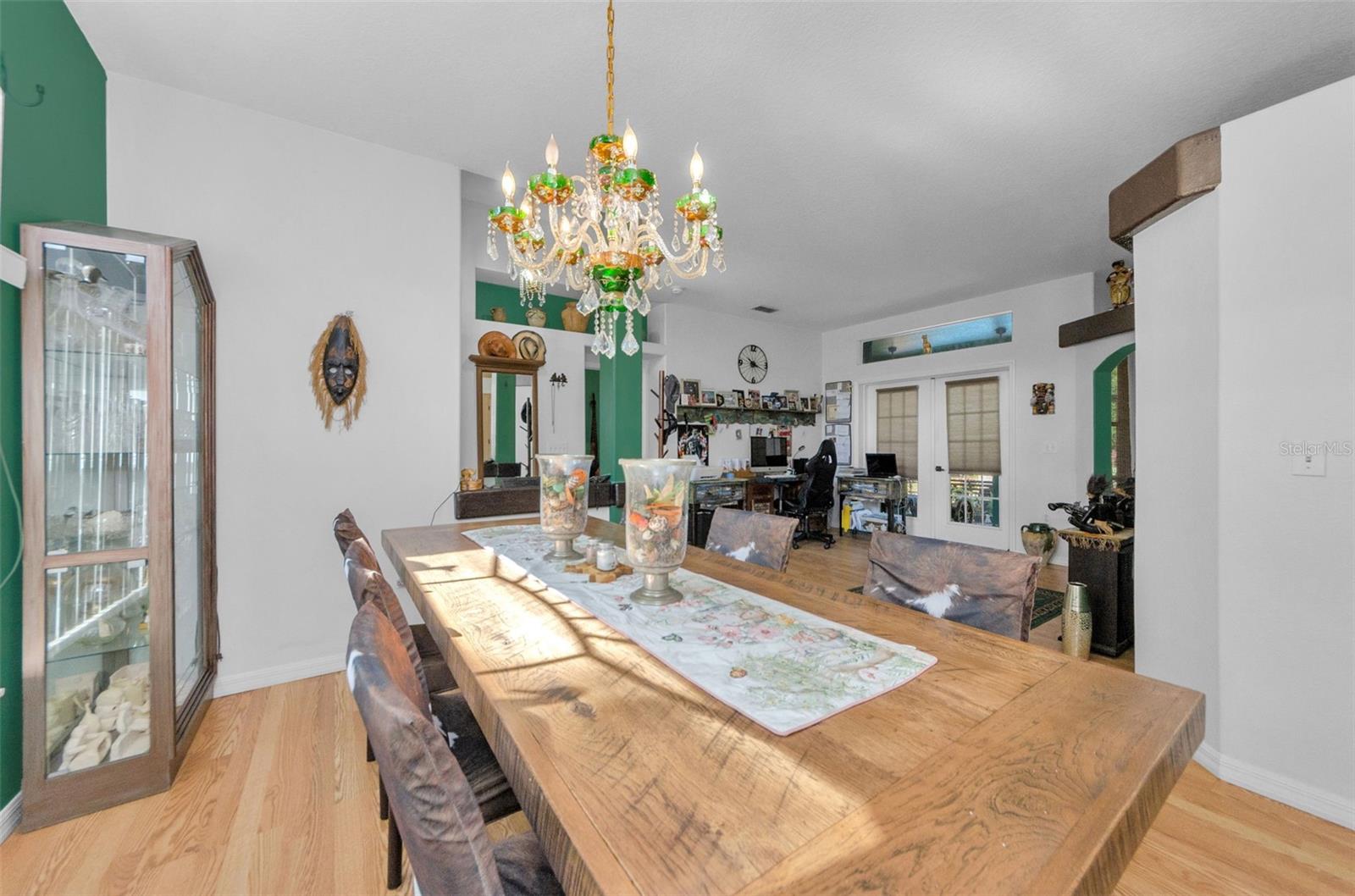 Image 14 of 67 For 12923 Colony Road