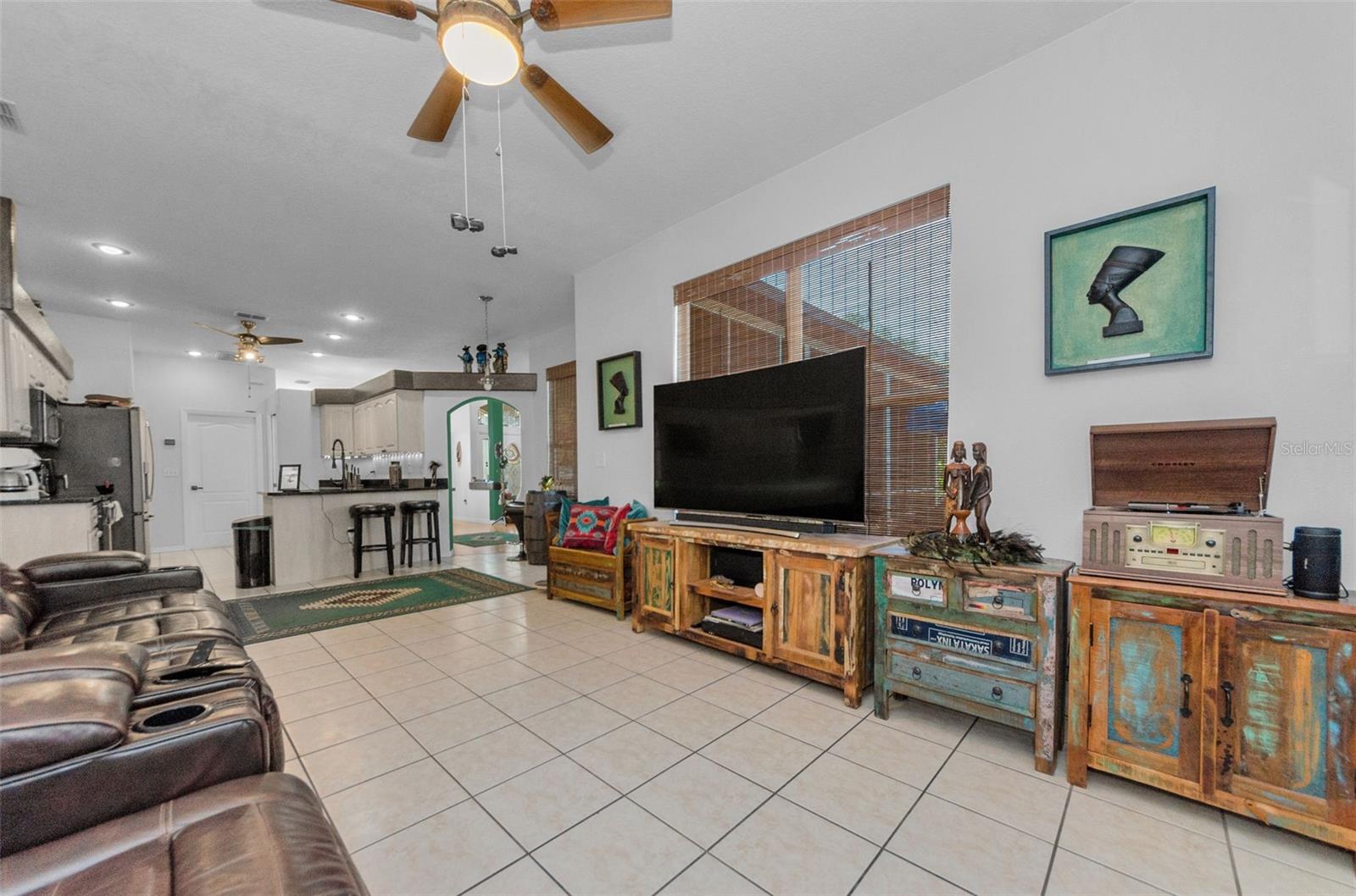 Image 29 of 67 For 12923 Colony Road