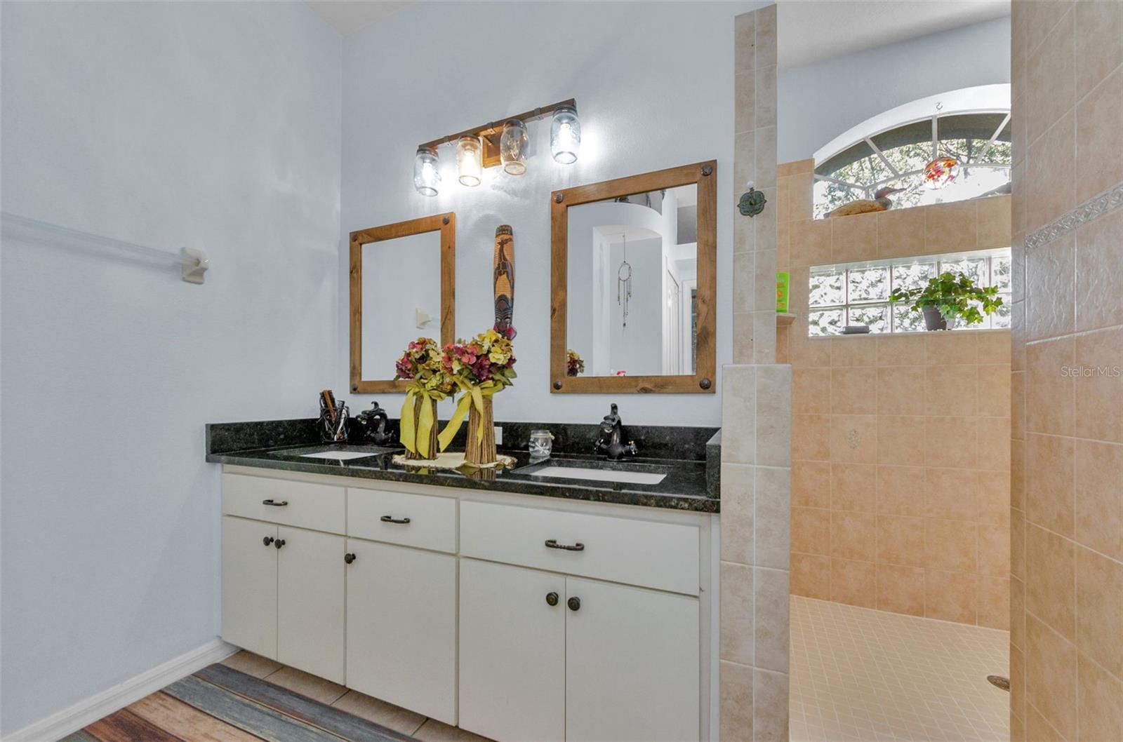 Image 34 of 67 For 12923 Colony Road