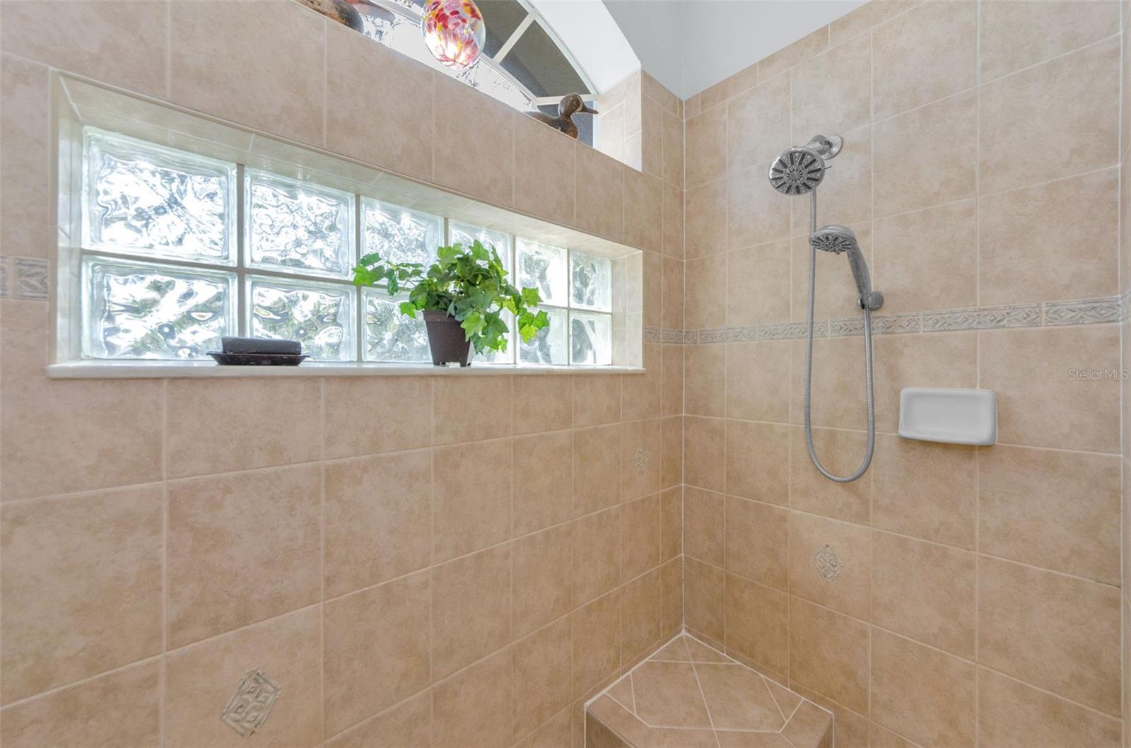 Image 36 of 67 For 12923 Colony Road