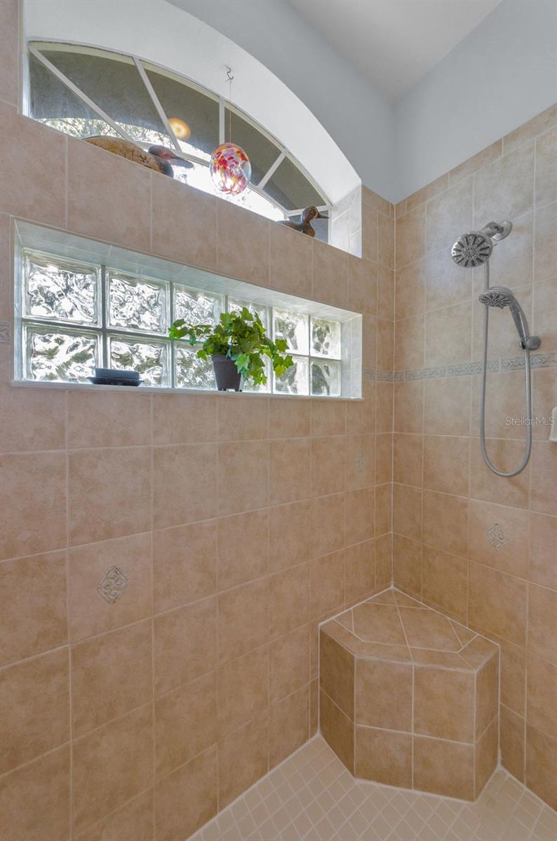 Image 37 of 67 For 12923 Colony Road