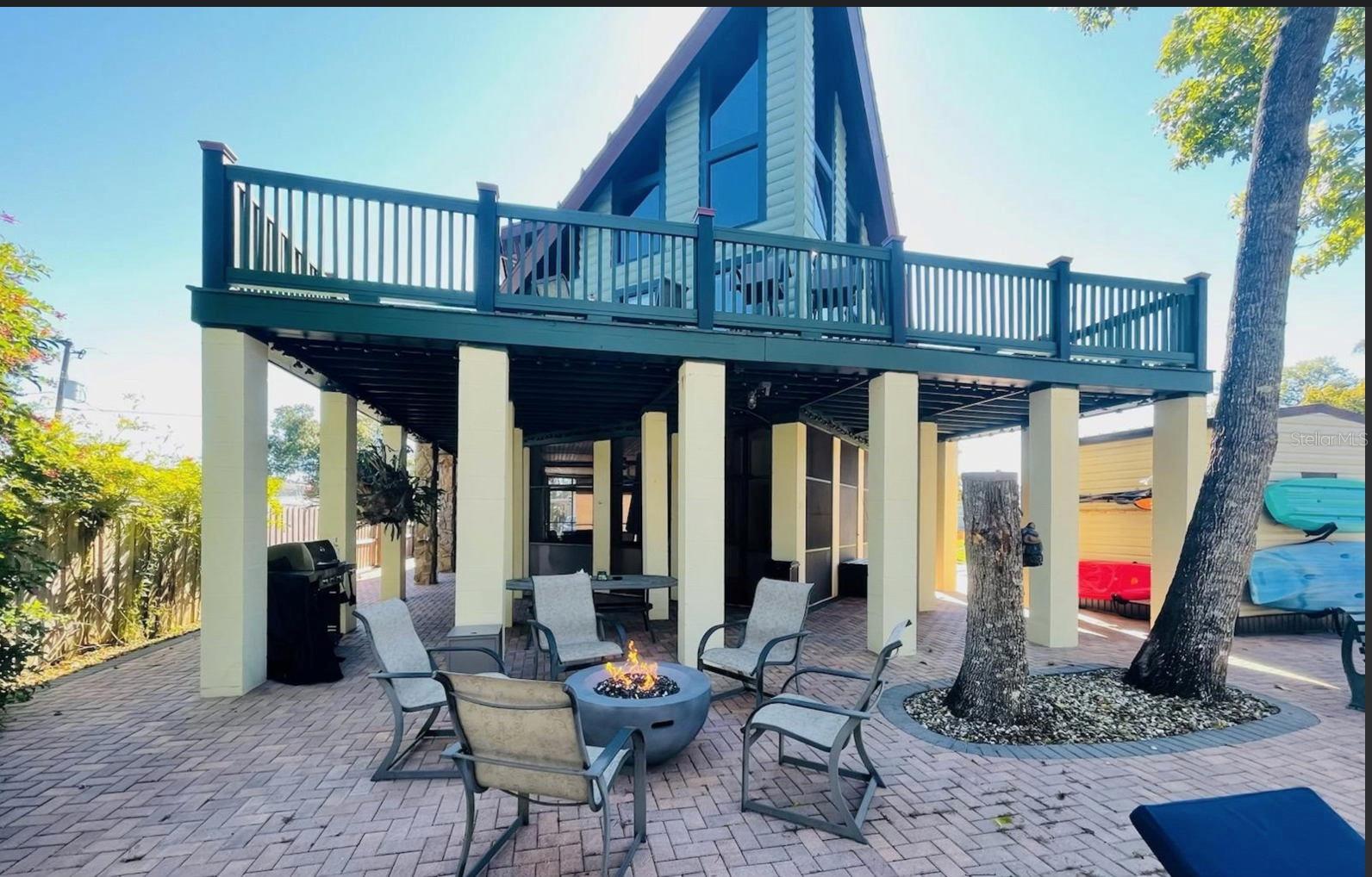 Listing photo id 8 for 5341 Circle Drive