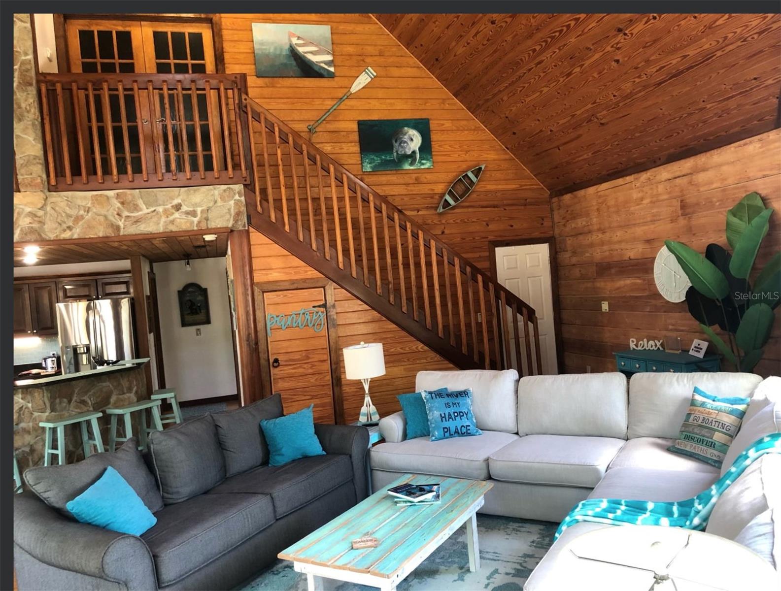 Listing photo id 0 for 5341 Circle Drive