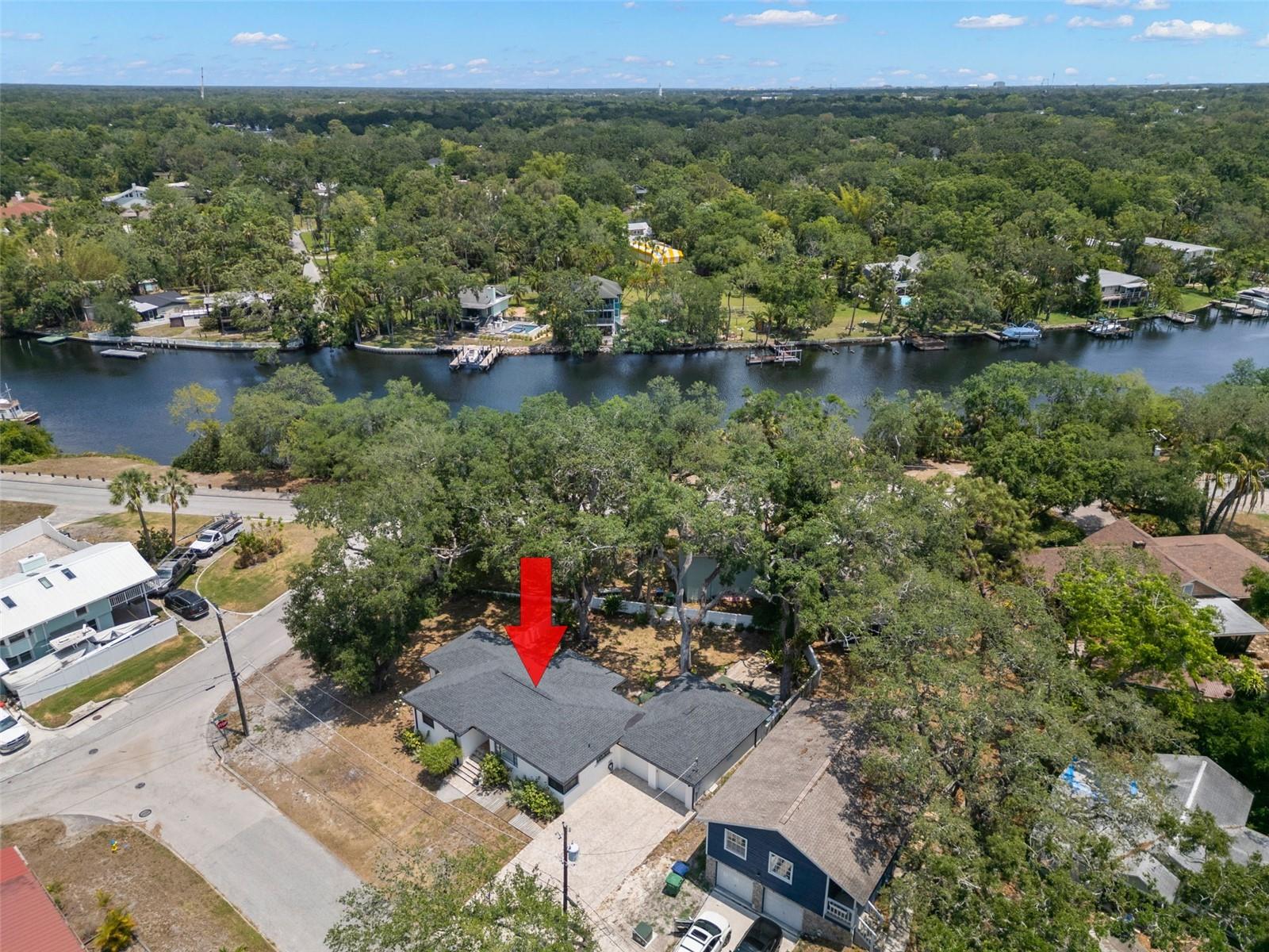 Listing photo id 31 for 5415 Park Place