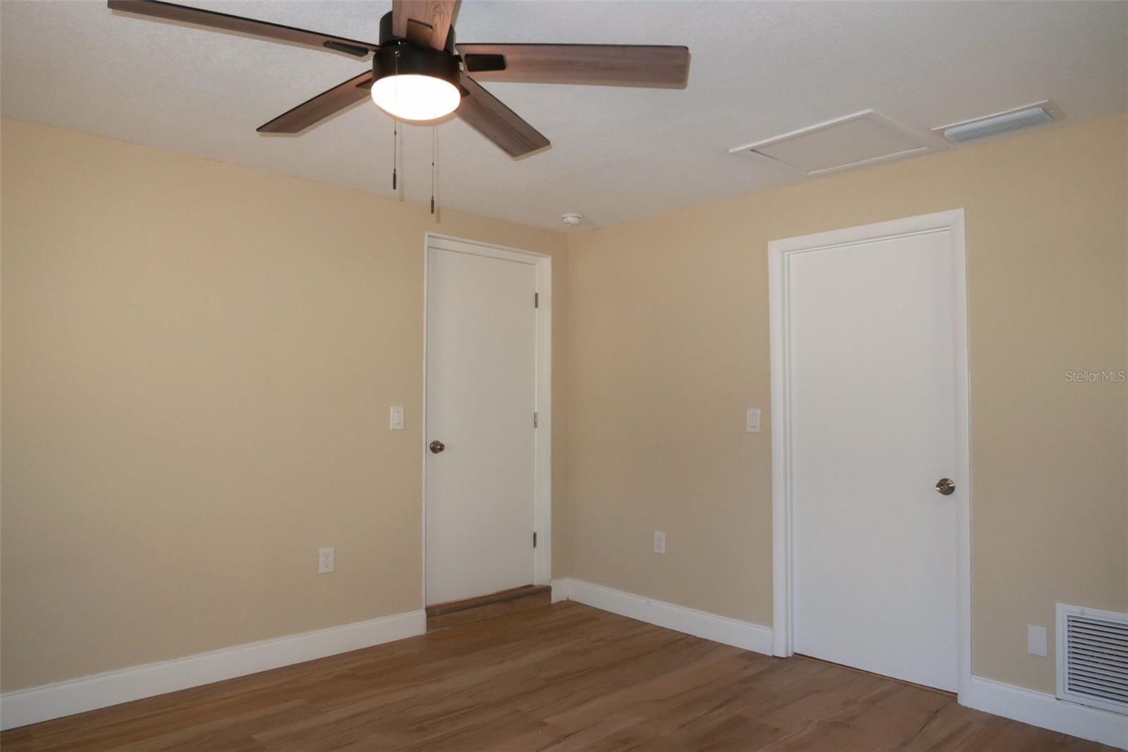 Image 6 of 18 For 7160 Lenape Circle