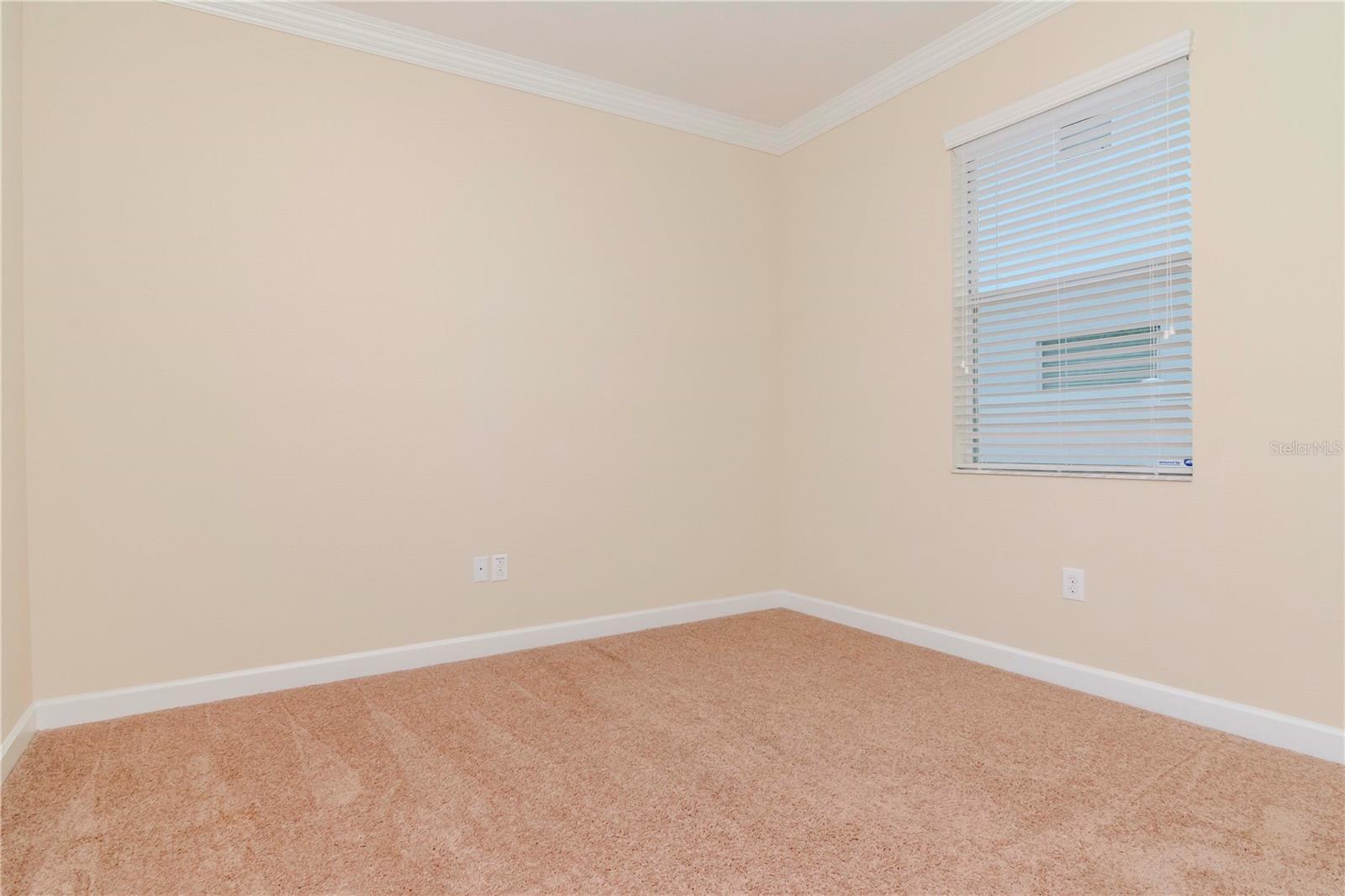 Image 31 of 68 For 3914 Round Table Court