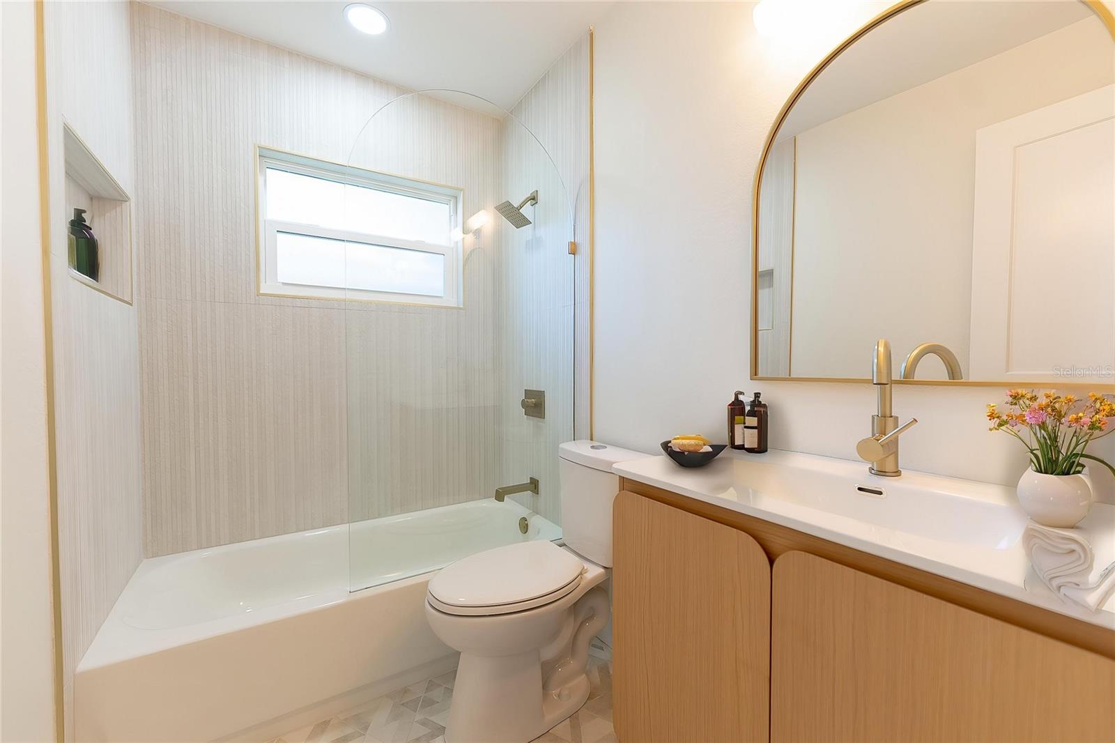 Image 24 of 55 For 8444 15th Way N