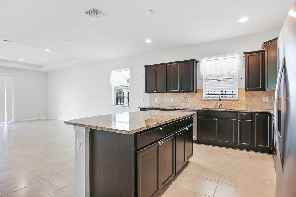 Image 6 of 27 For 9309 Tradewater Oaks Court