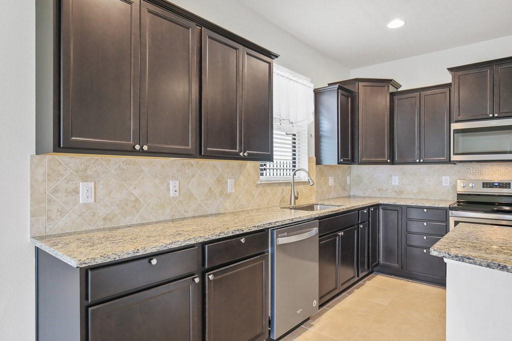 Image 8 of 27 For 9309 Tradewater Oaks Court