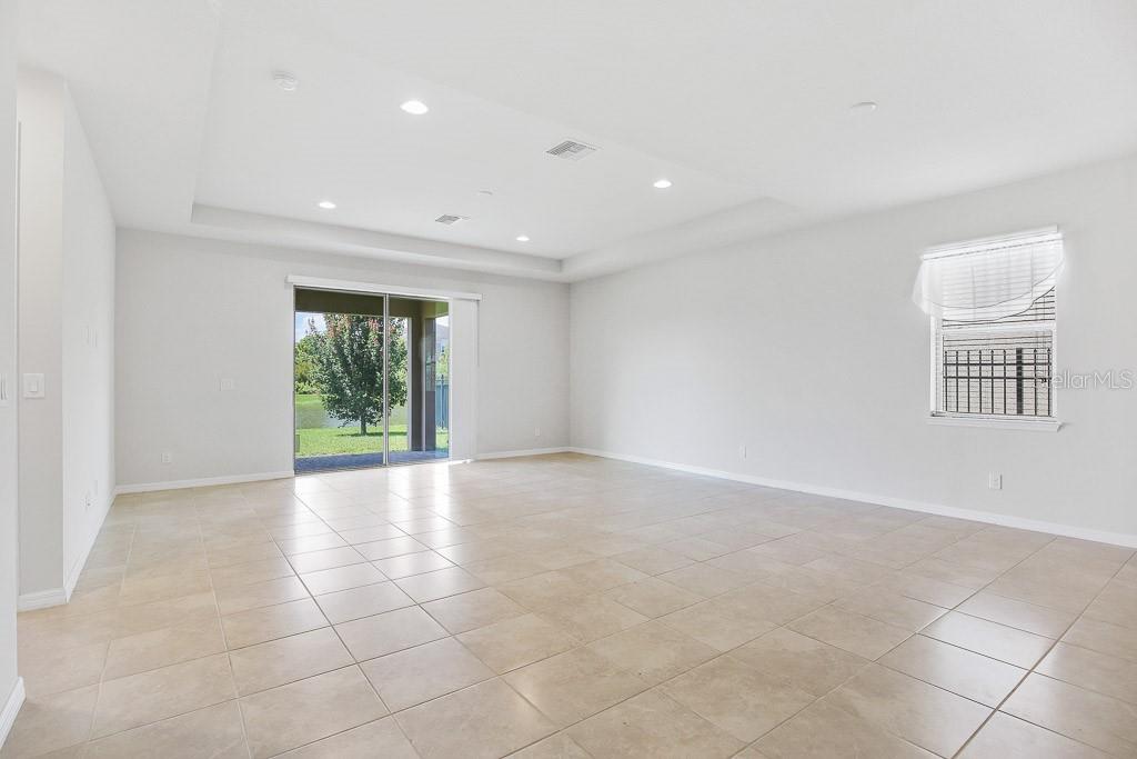 Image 9 of 27 For 9309 Tradewater Oaks Court