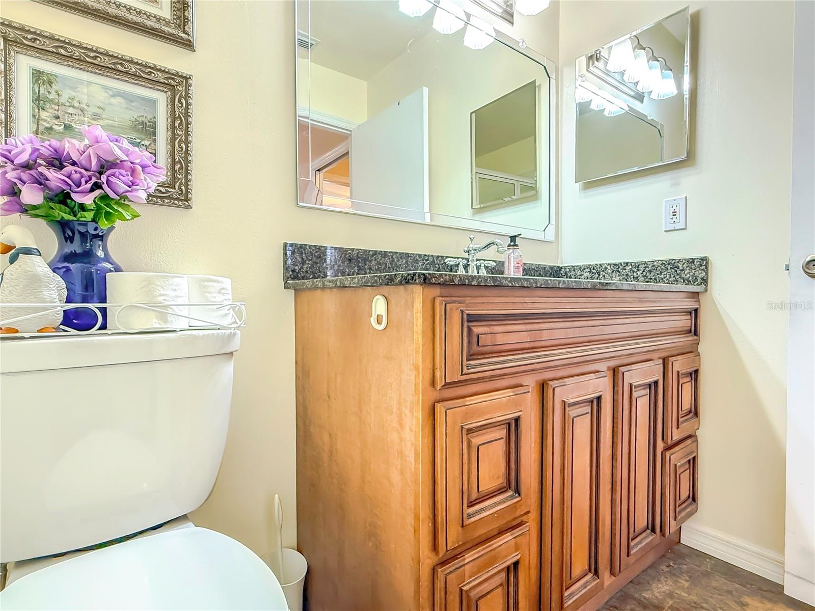 Image 23 of 40 For 503 Finsbury Circle A