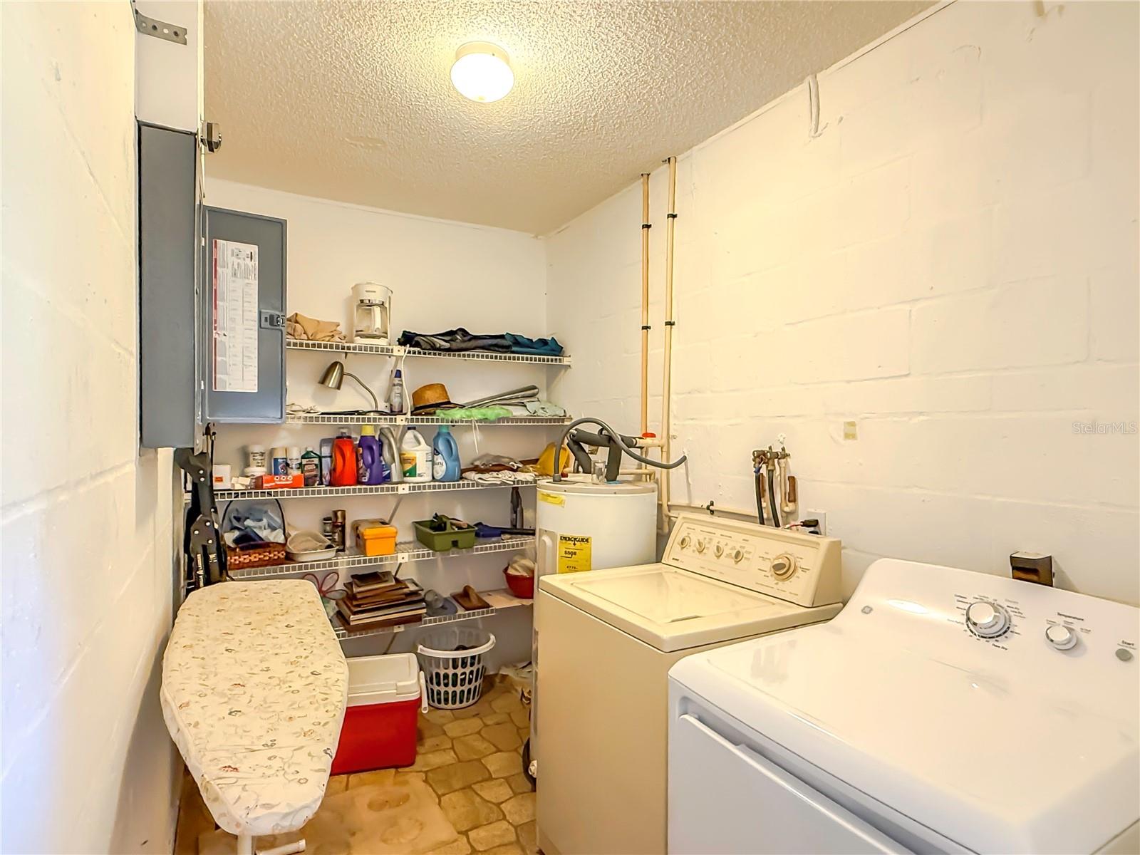 Image 31 of 40 For 503 Finsbury Circle A