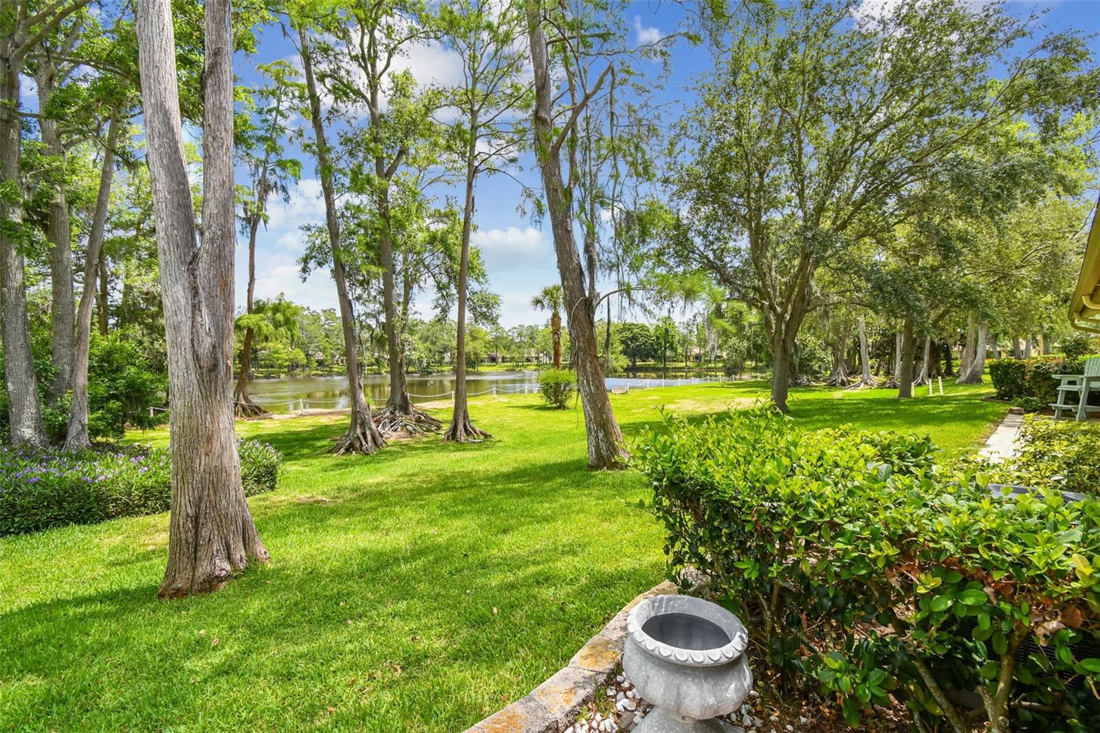 Image 19 of 28 For 2537 Oakleaf Lane 32a