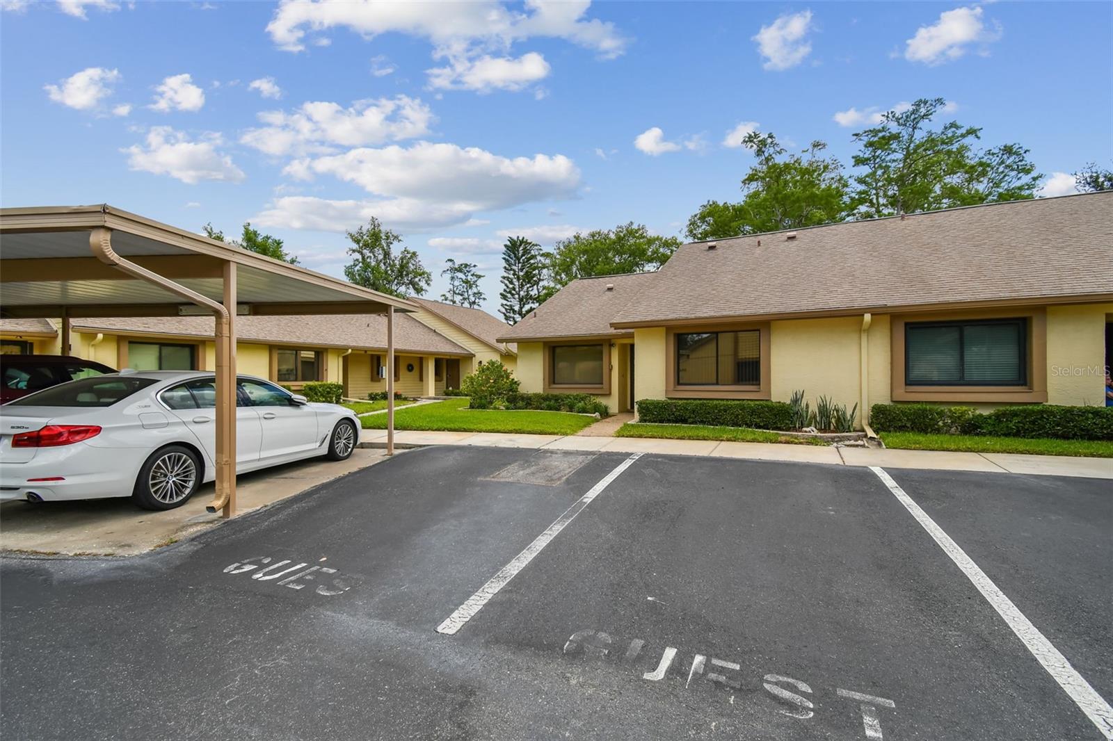 Image 23 of 28 For 2537 Oakleaf Lane 32a