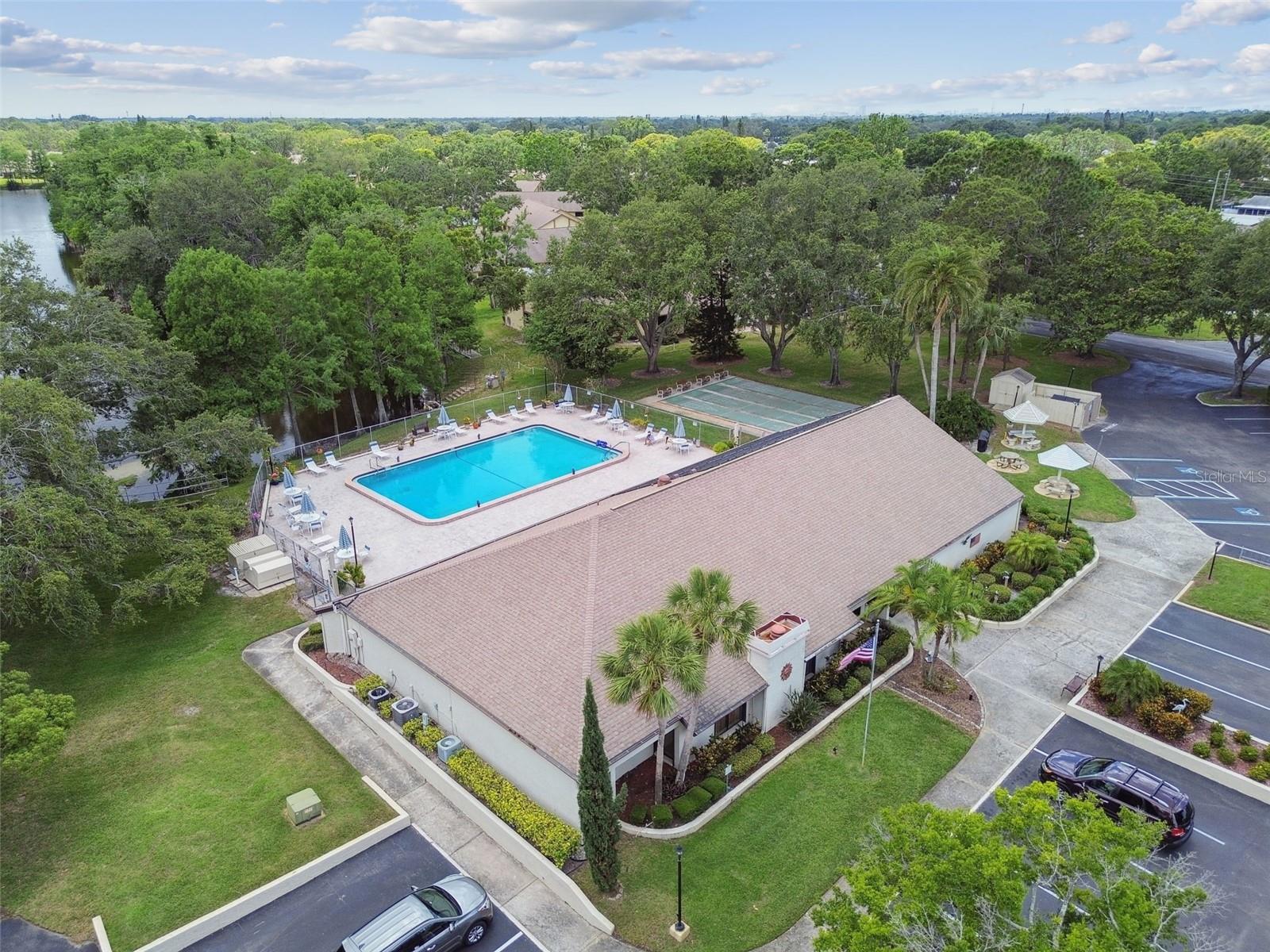 Image 26 of 28 For 2537 Oakleaf Lane 32a