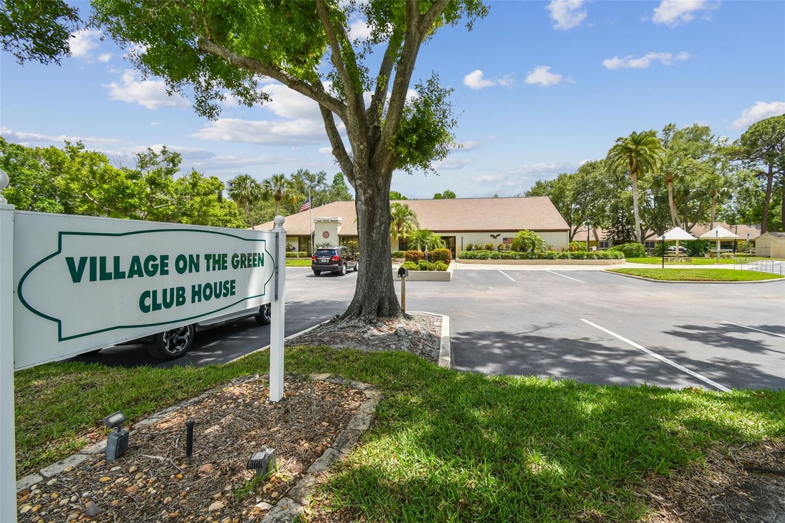 Image 27 of 28 For 2537 Oakleaf Lane 32a